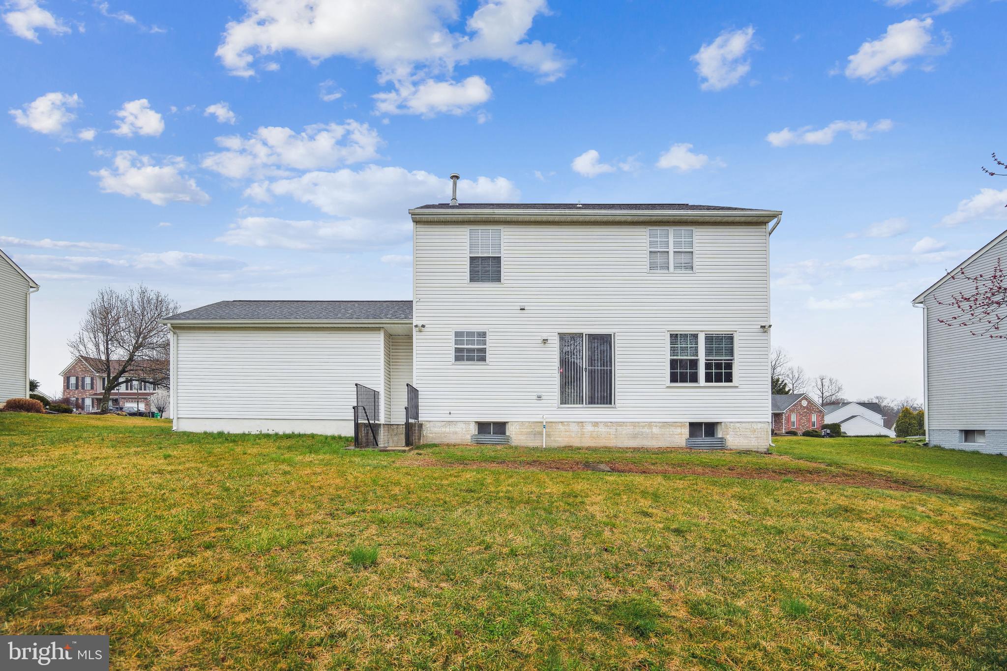 HOLLAWAY ESTATES - Residential