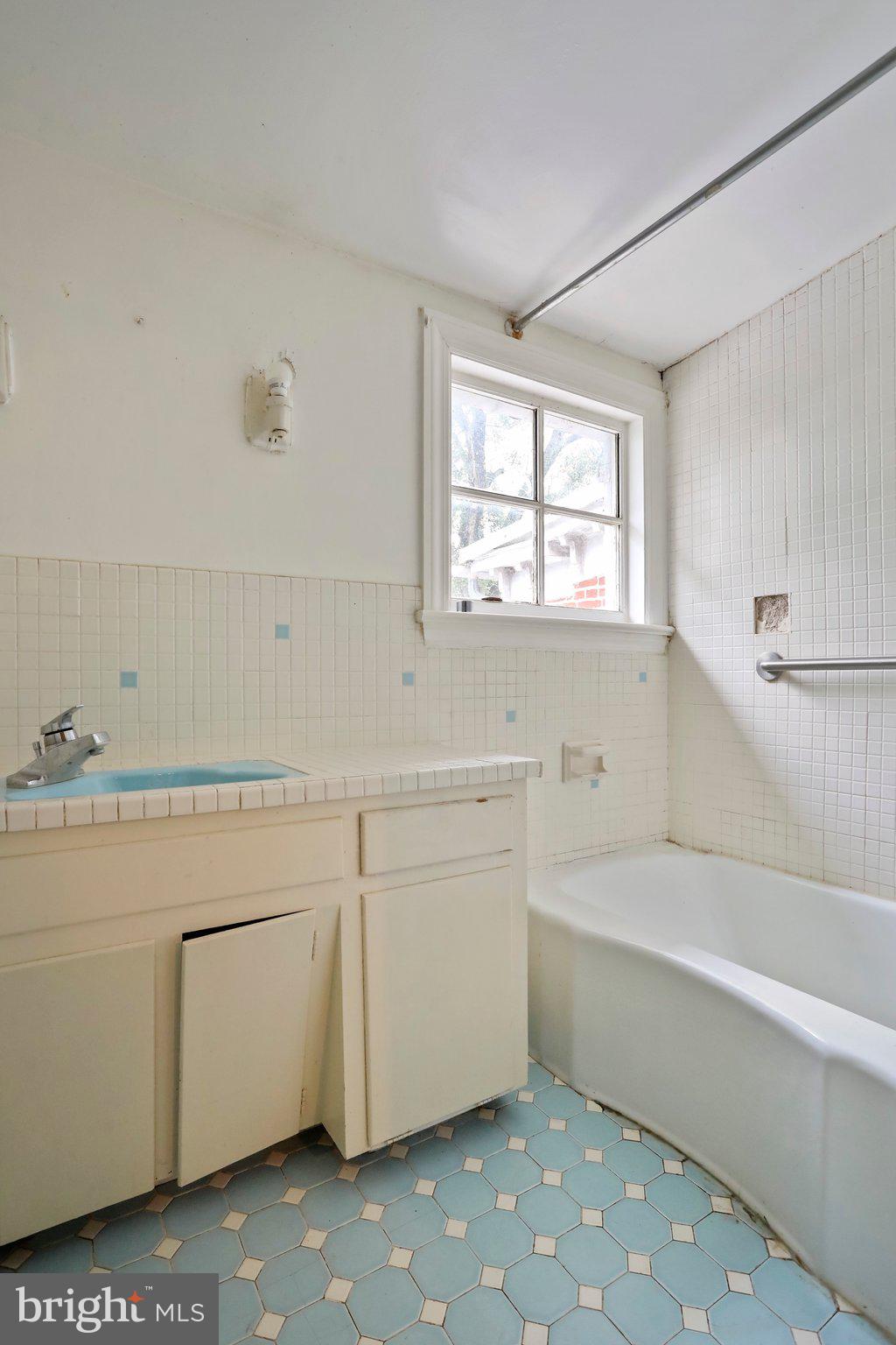 SWAN POND - Residential