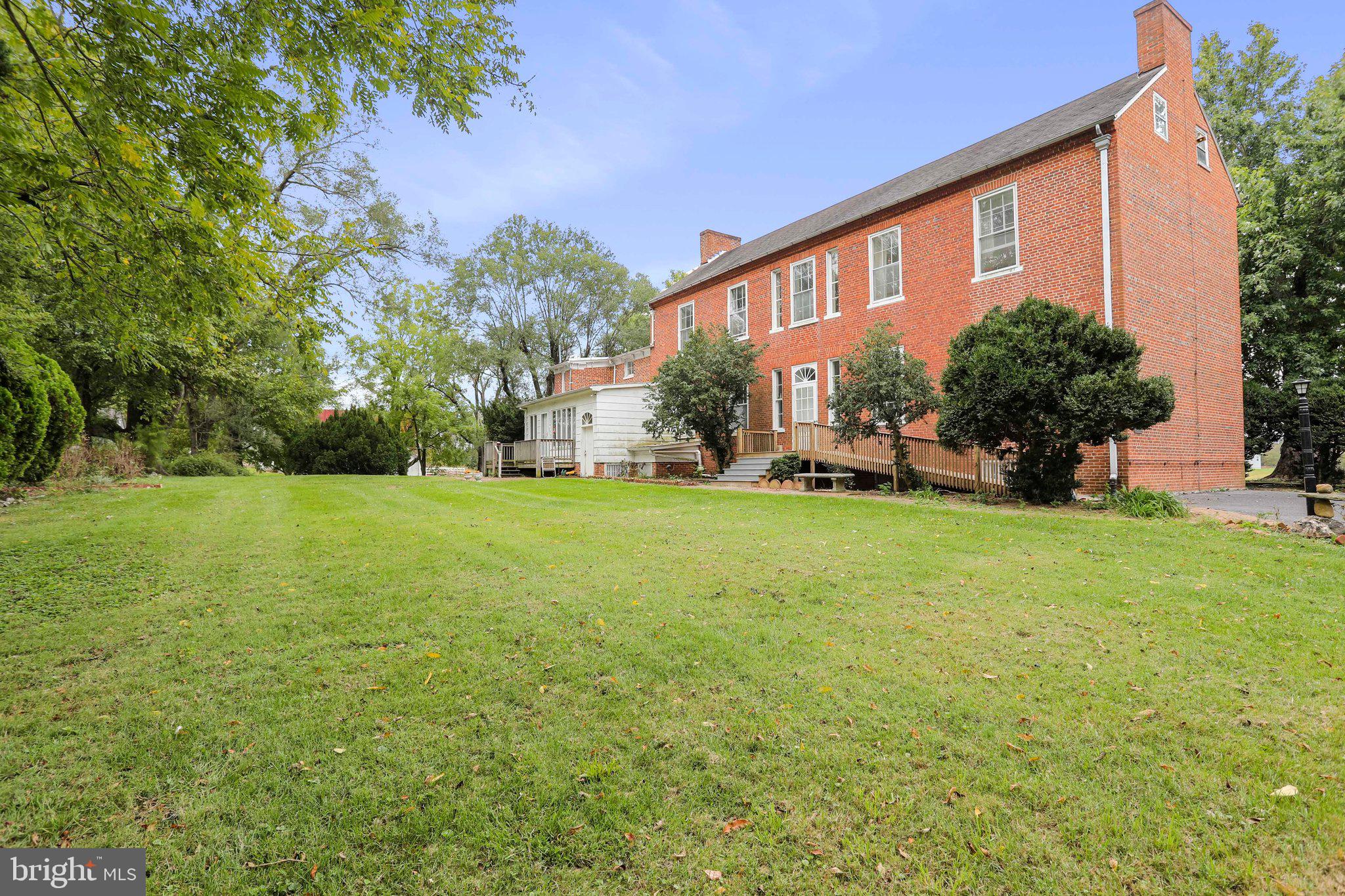 SWAN POND - Residential