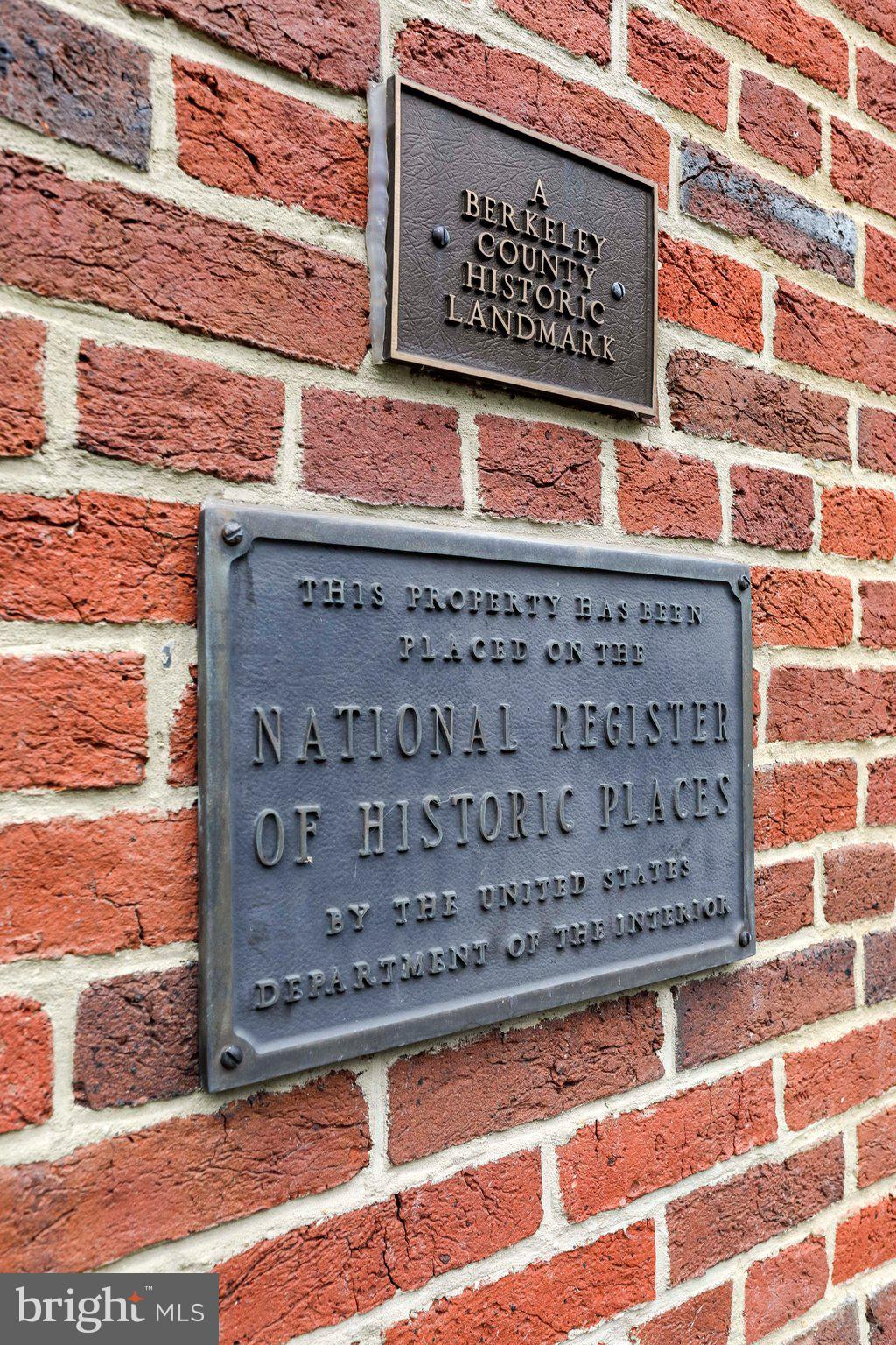 SWAN POND - Residential