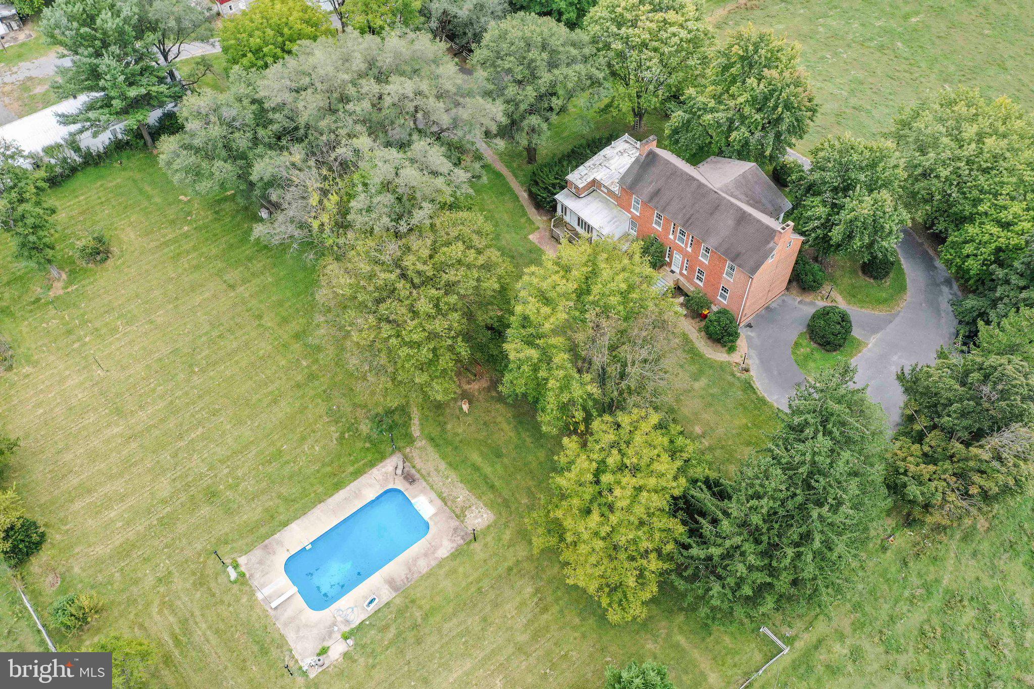 SWAN POND - Residential