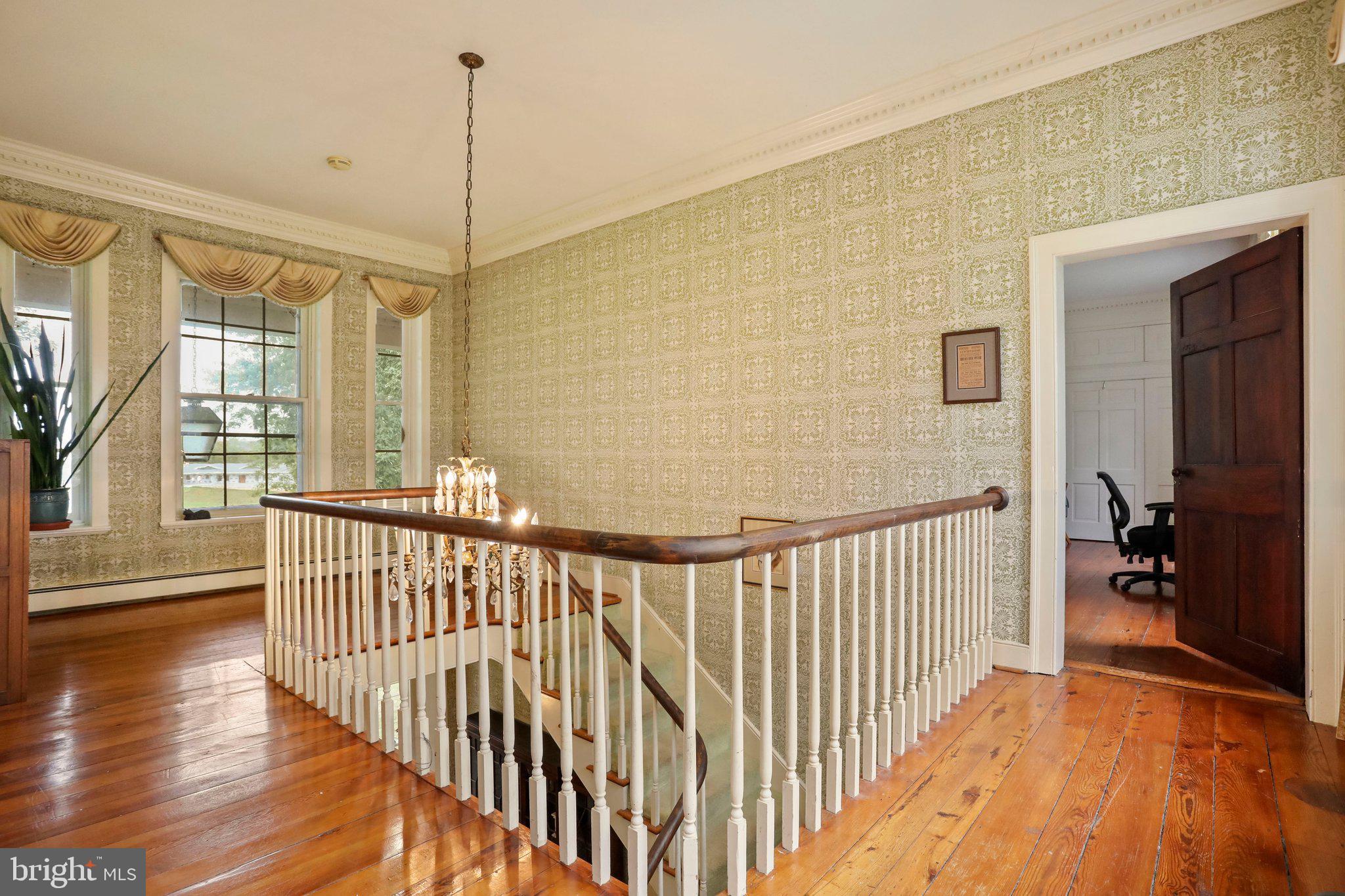 SWAN POND - Residential