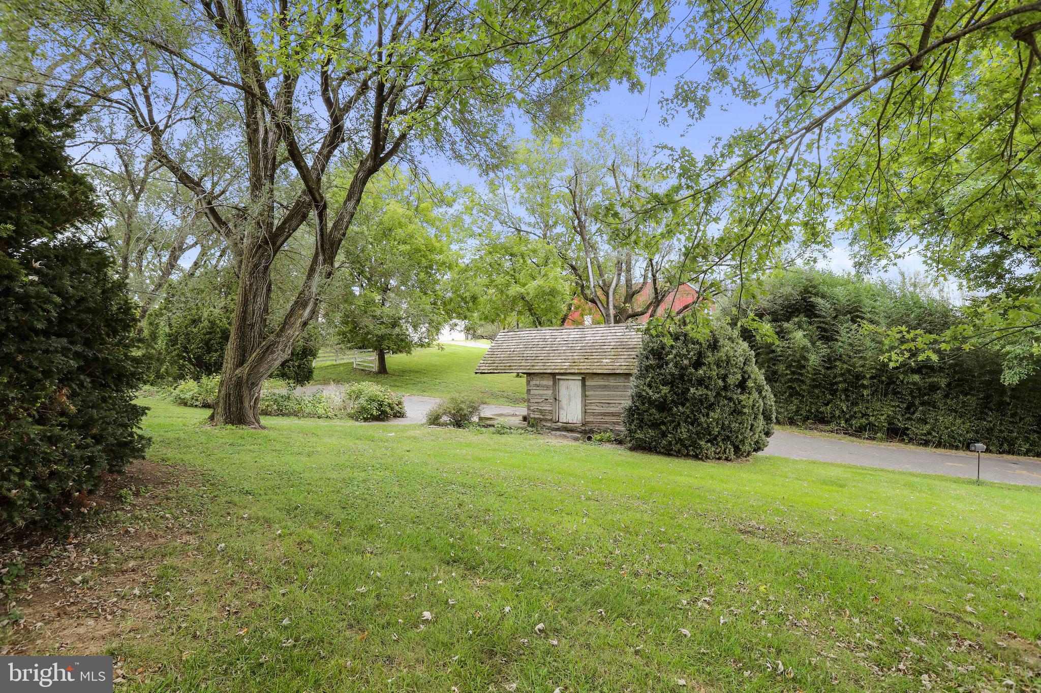 SWAN POND - Residential