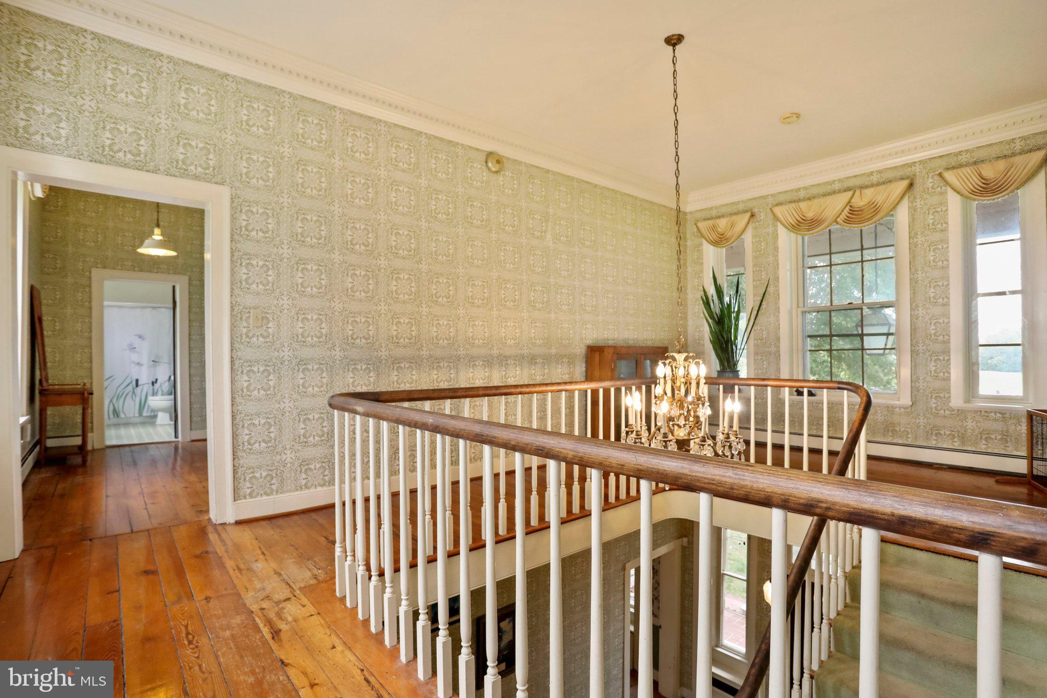 SWAN POND - Residential