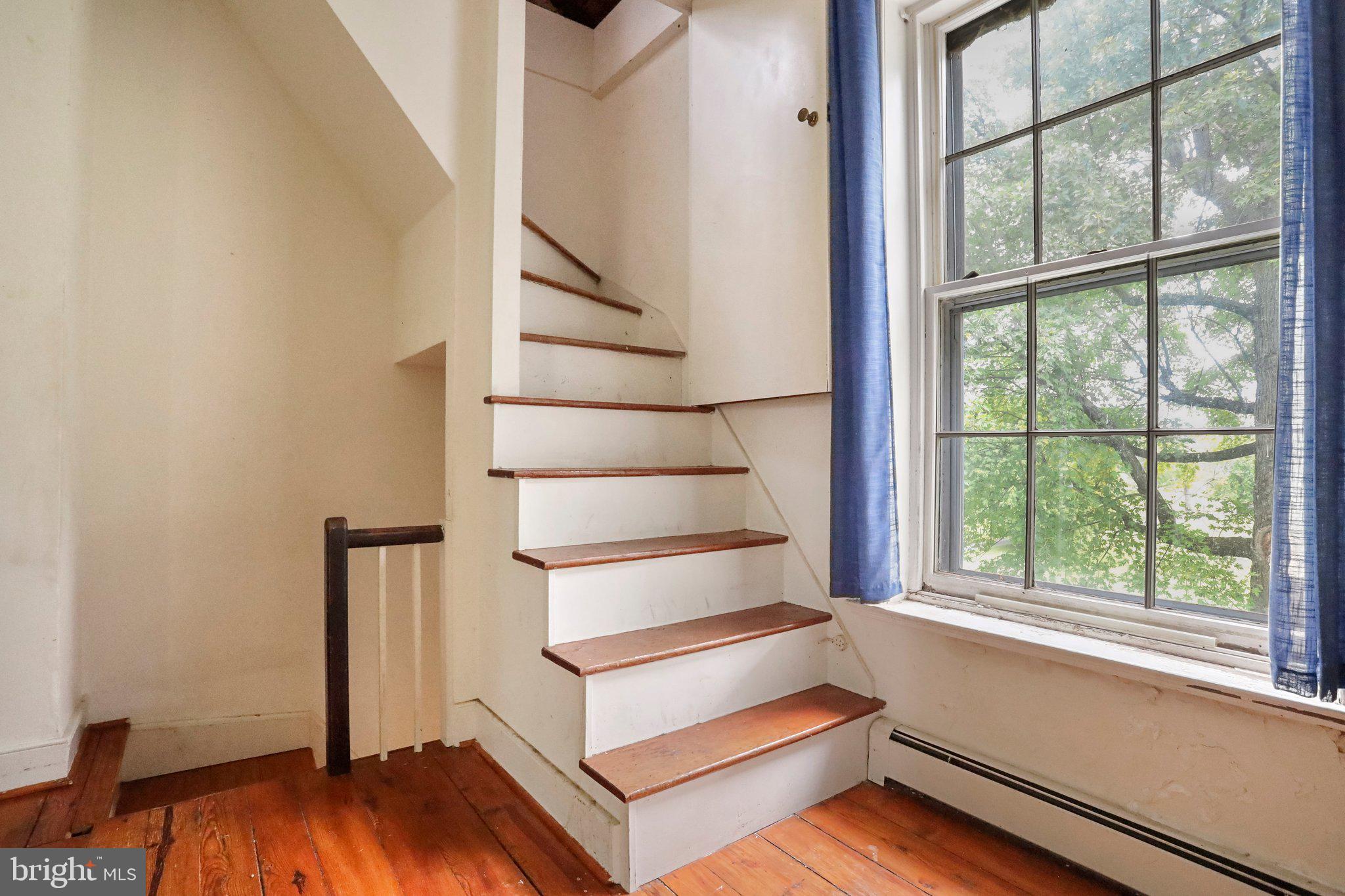 SWAN POND - Residential