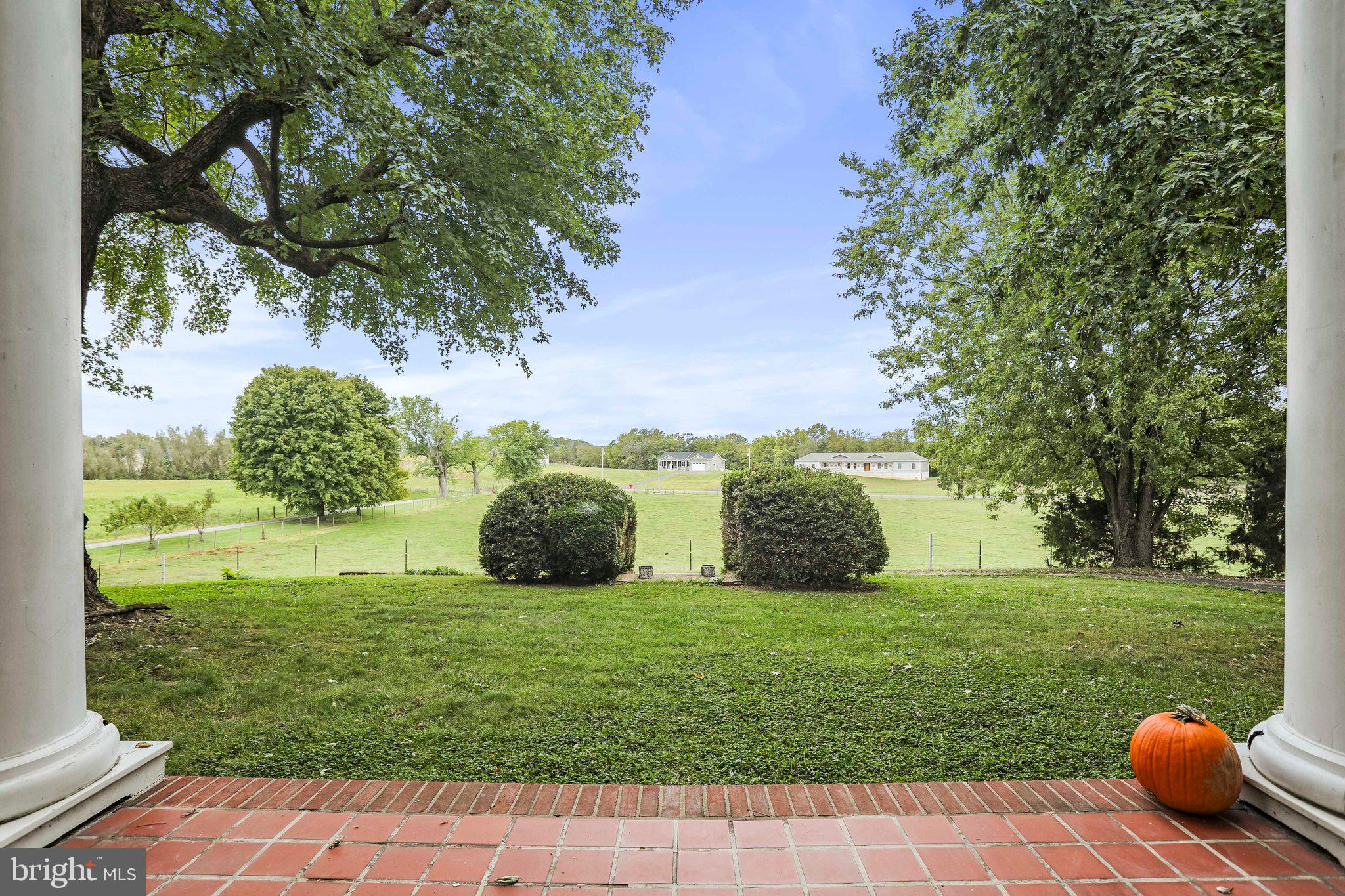 SWAN POND - Residential