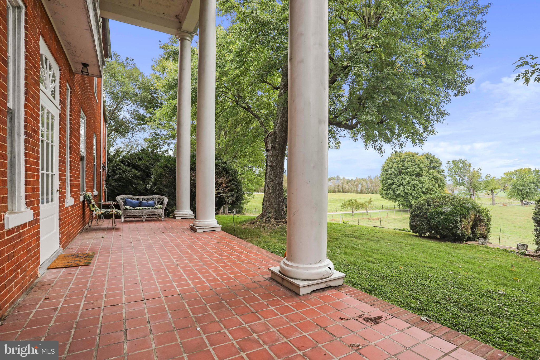 SWAN POND - Residential