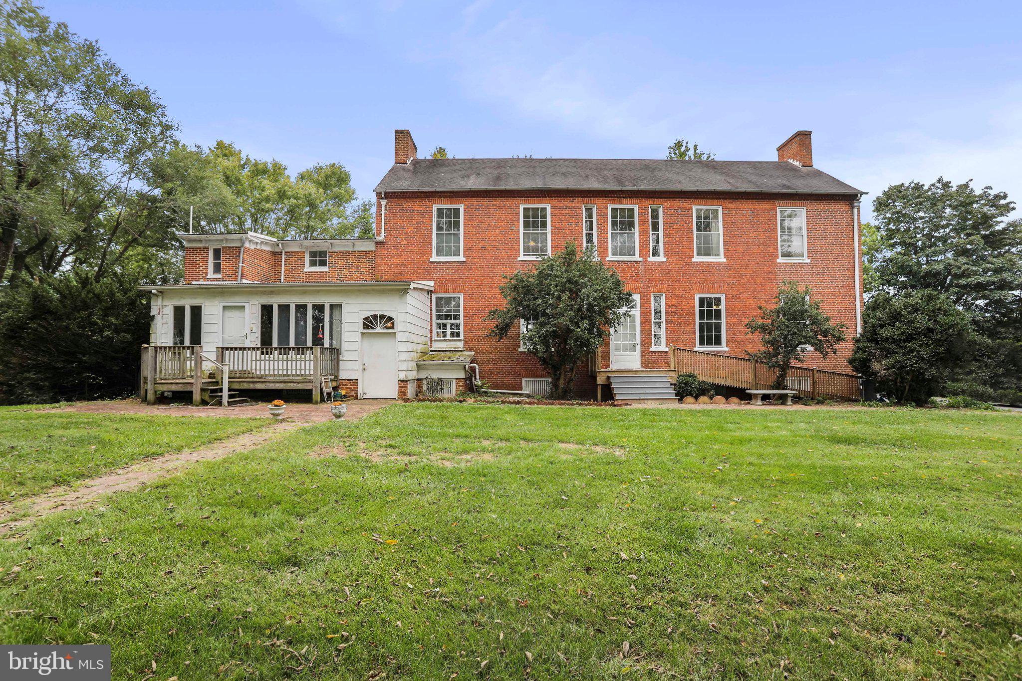 SWAN POND - Residential