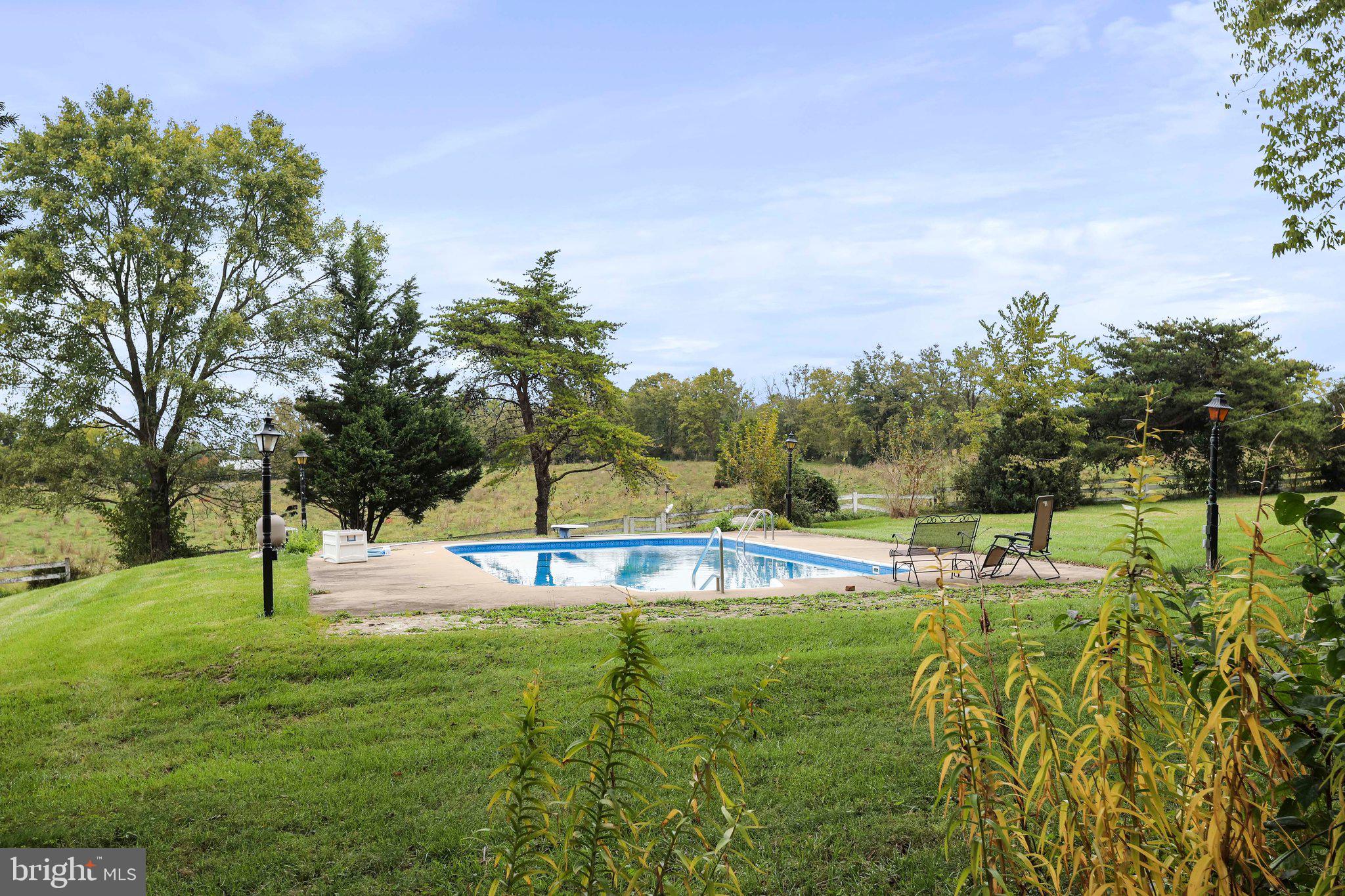 SWAN POND - Residential