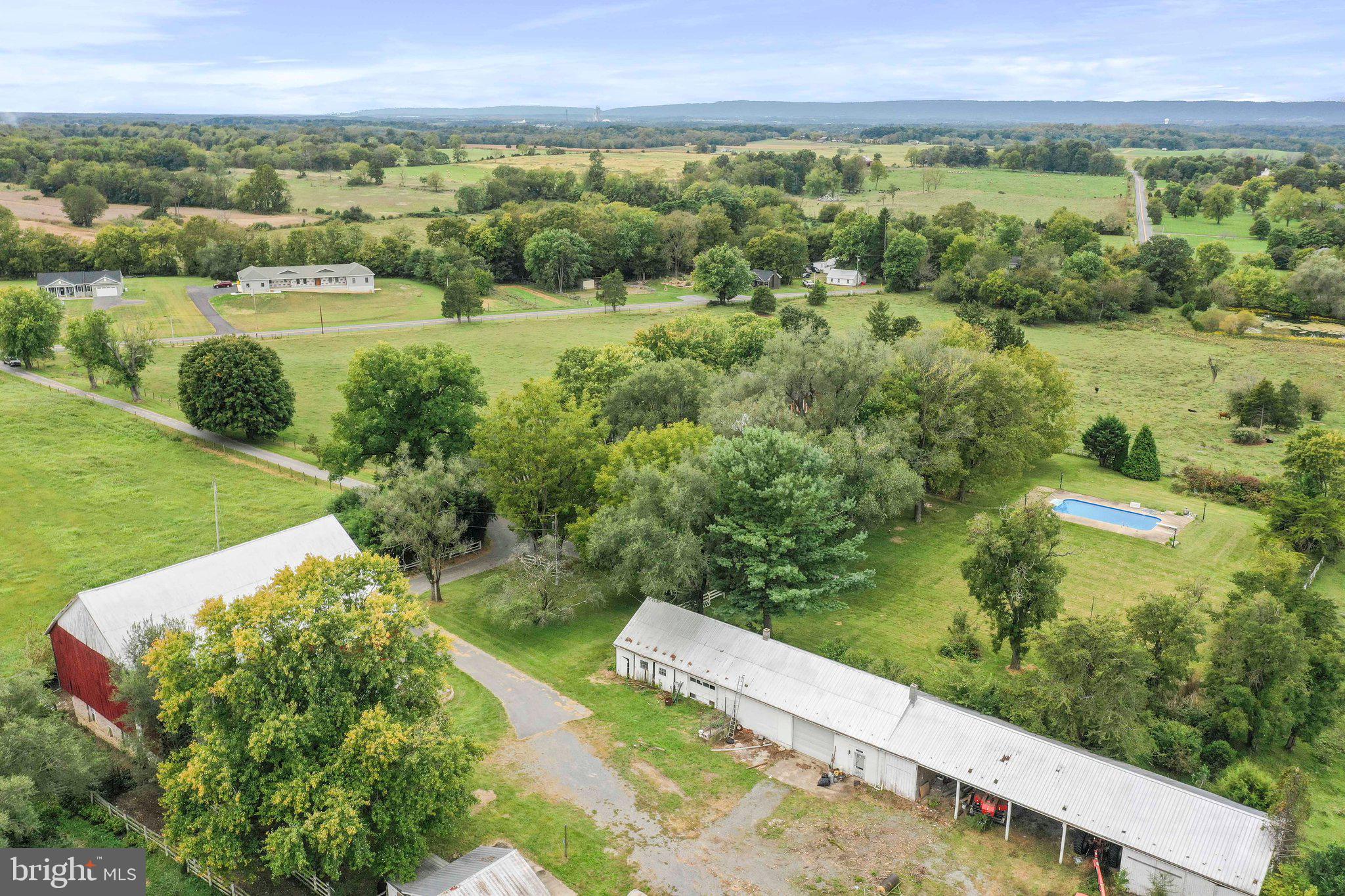 SWAN POND - Residential