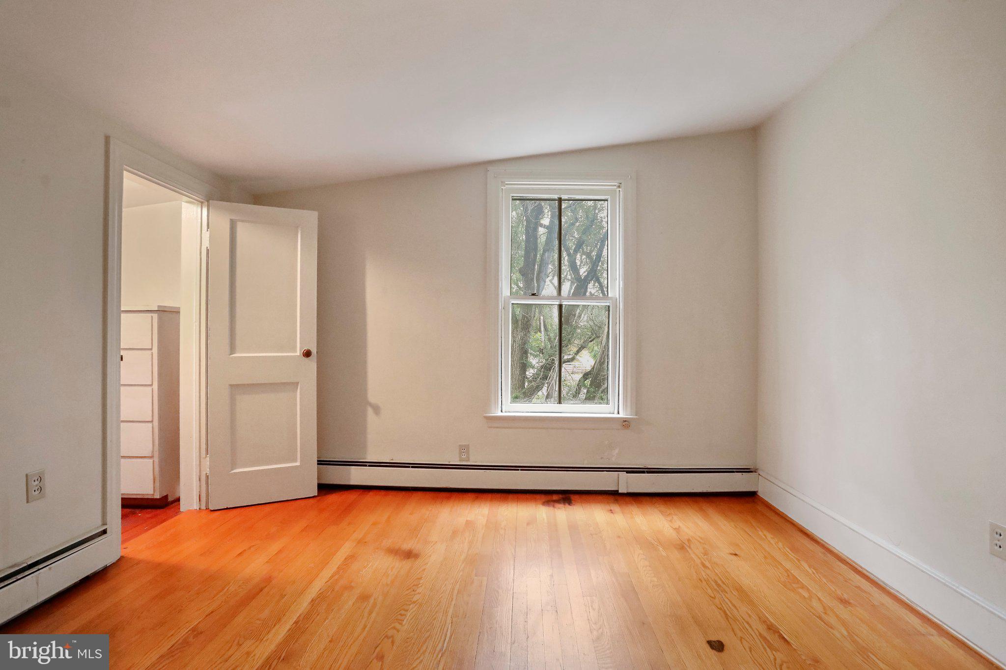 SWAN POND - Residential