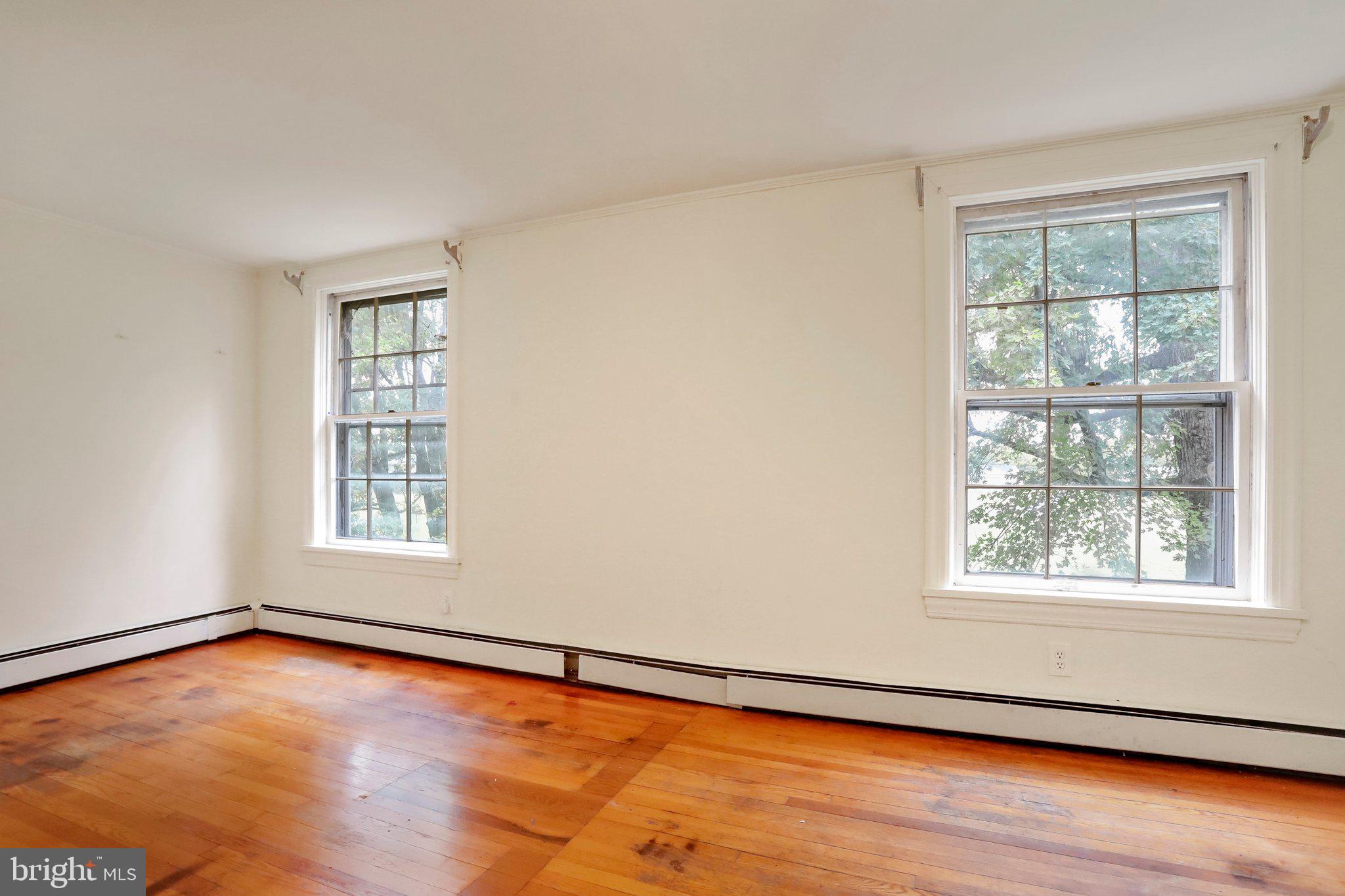 SWAN POND - Residential