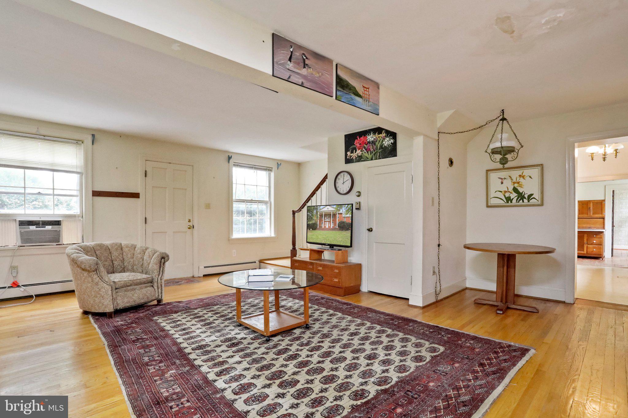 SWAN POND - Residential