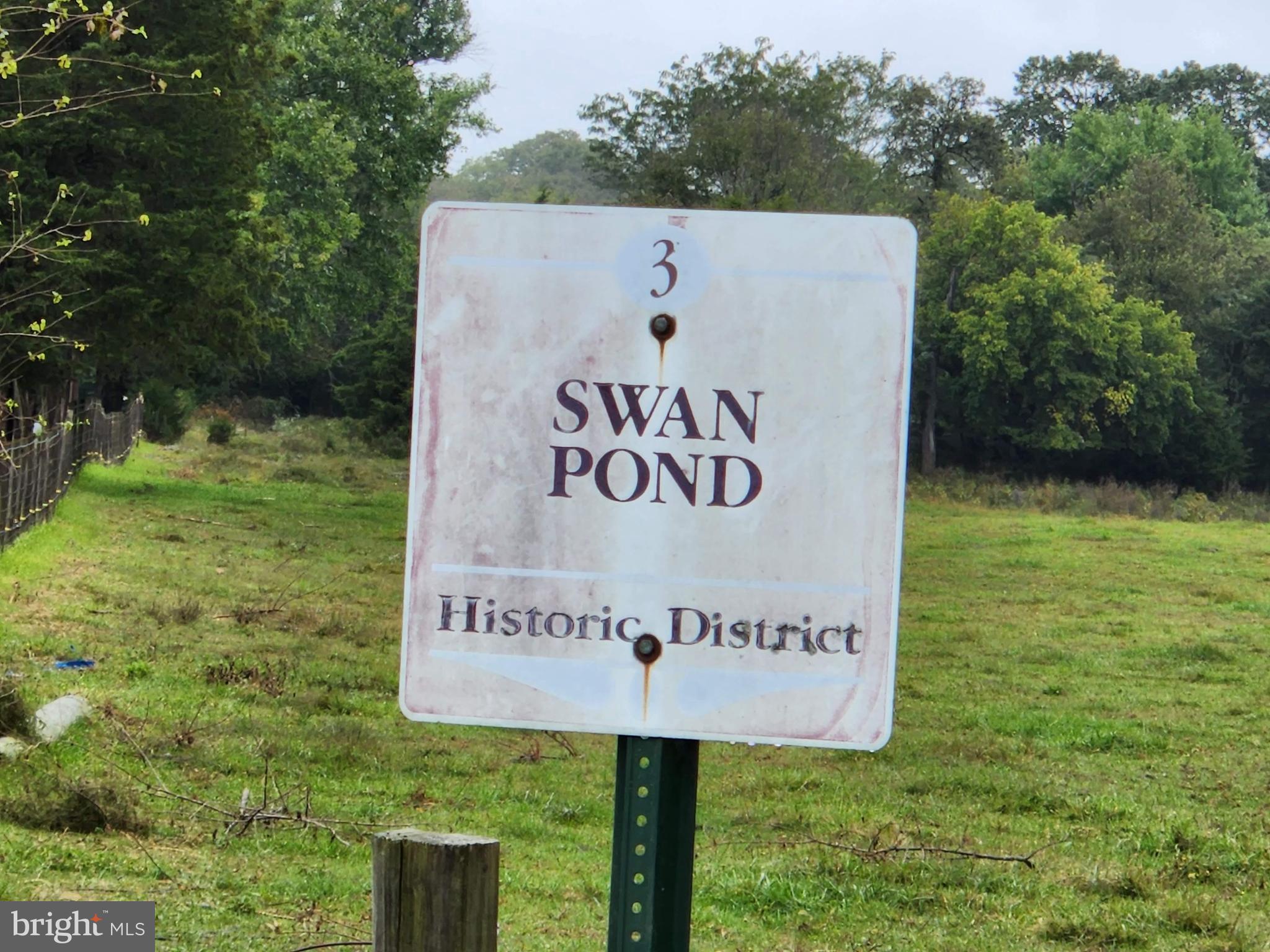 SWAN POND - Residential