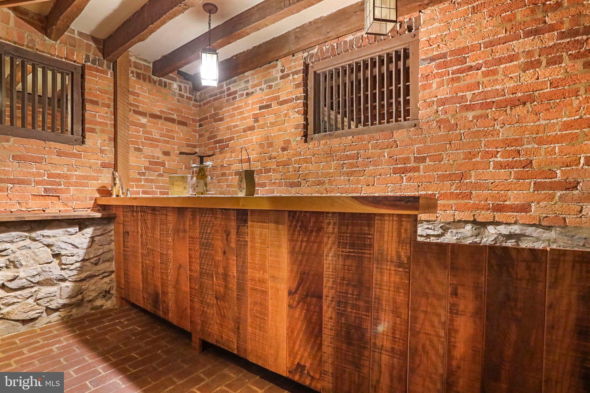 SWAN POND - Residential