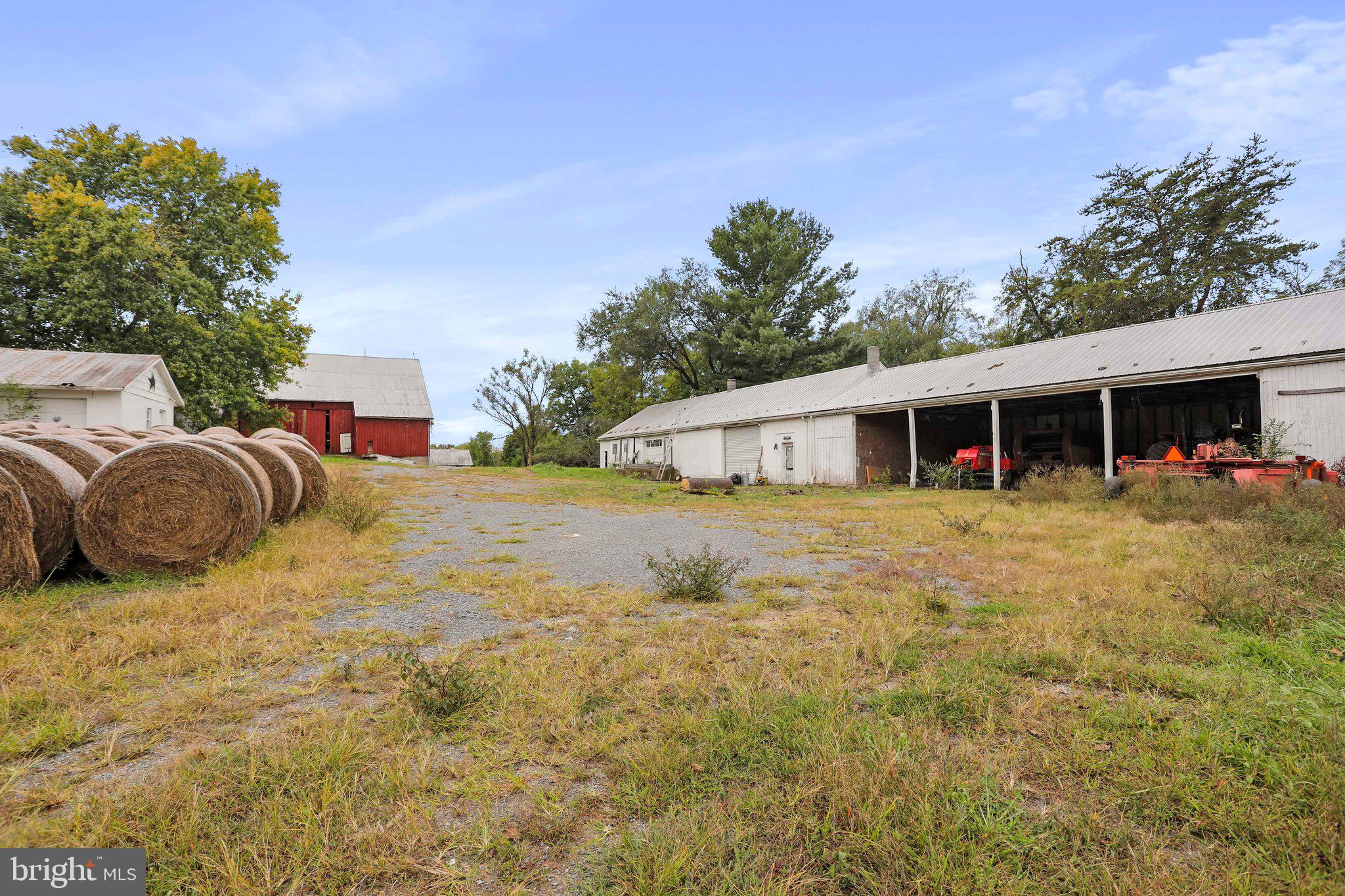 SWAN POND - Residential