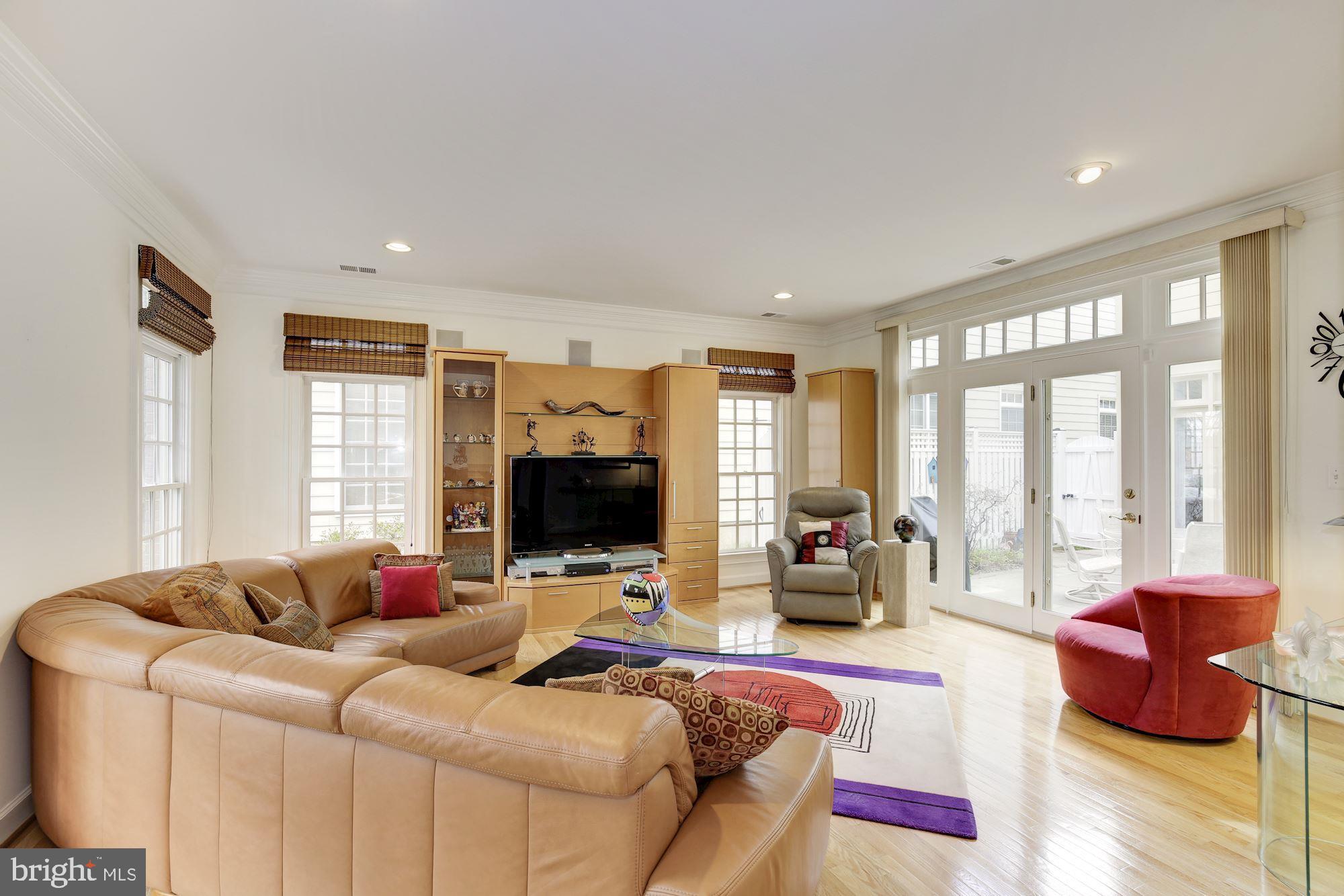 FALLSGROVE - Residential