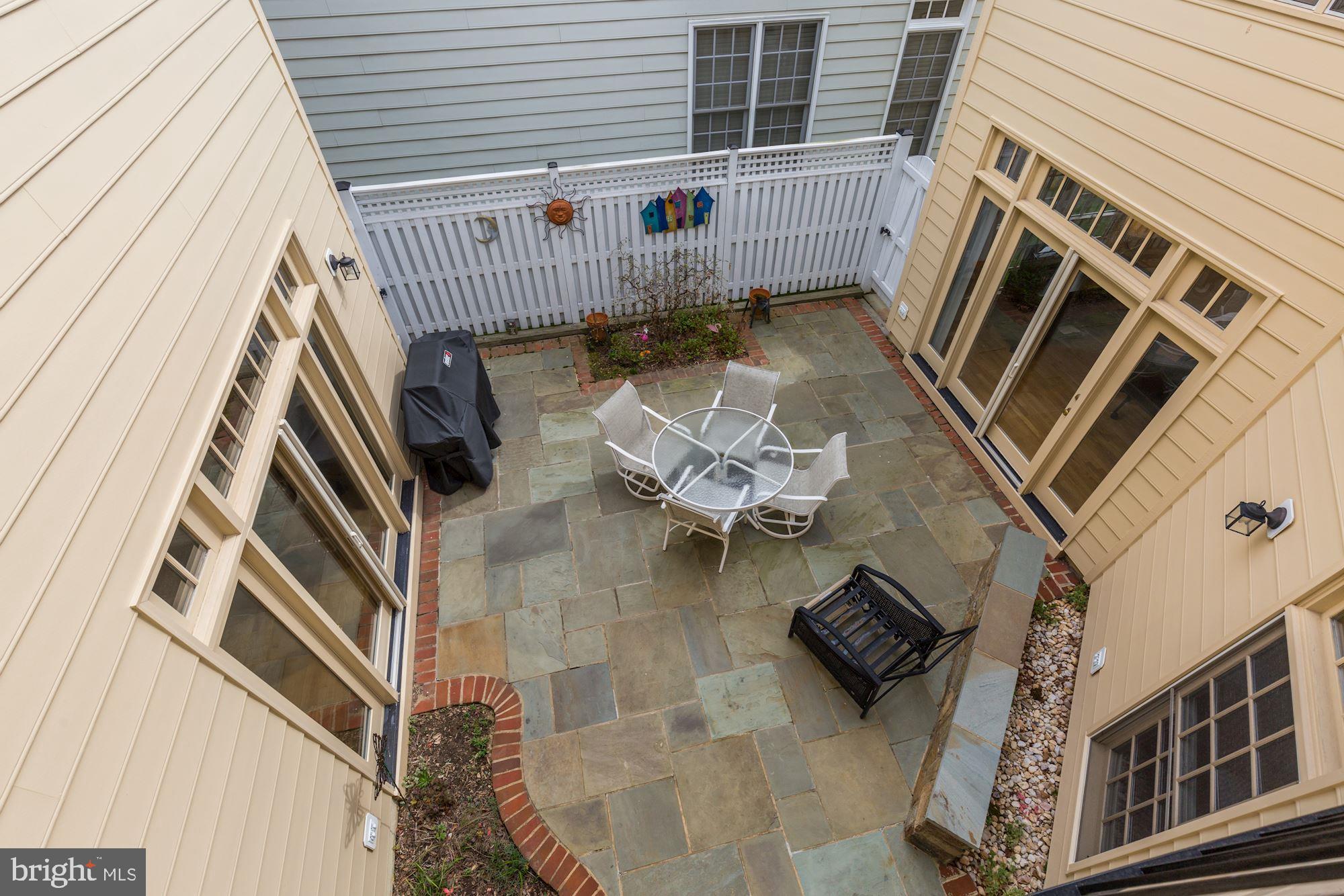 FALLSGROVE - Residential