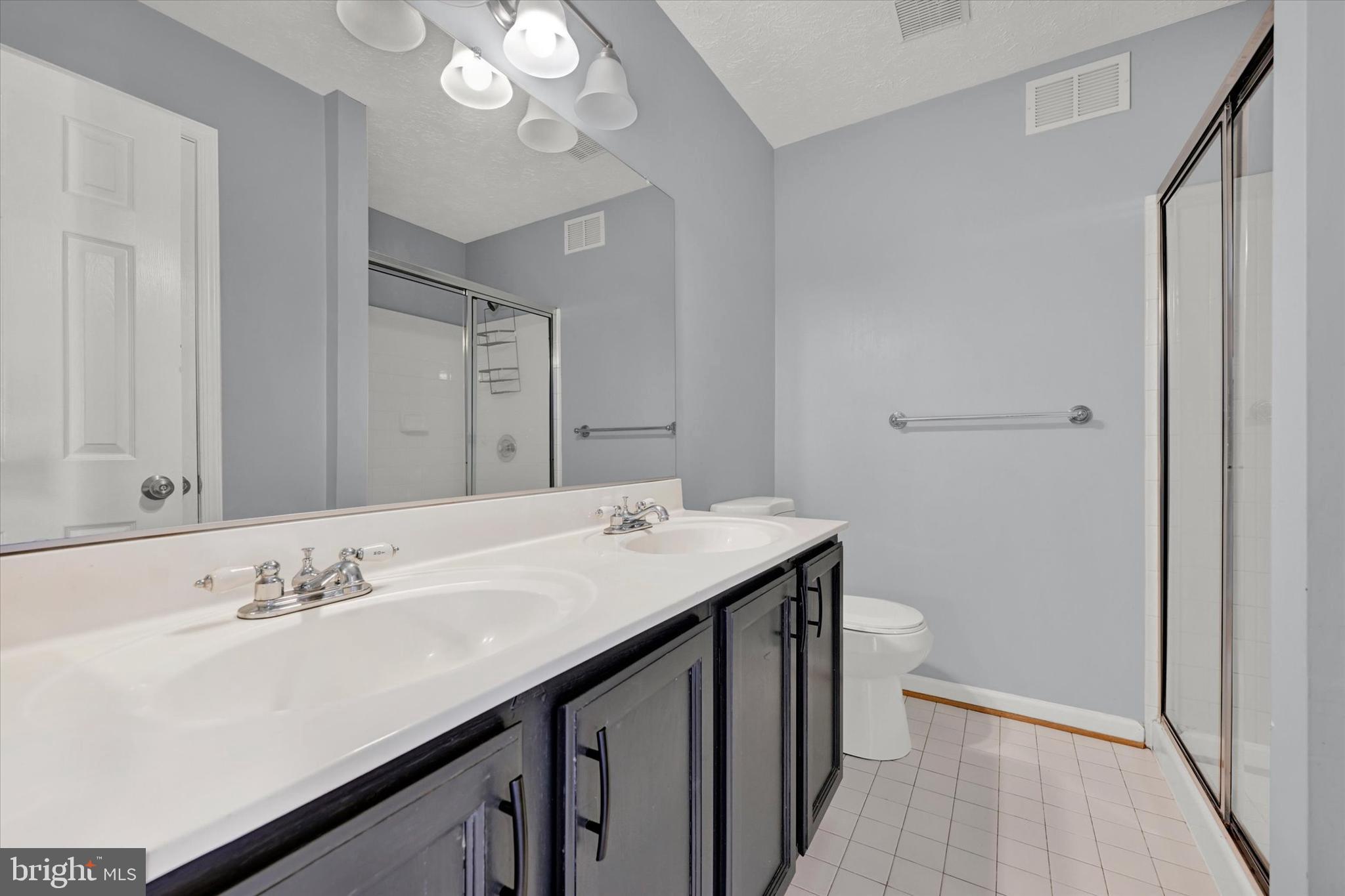 HINES ESTATES - Residential