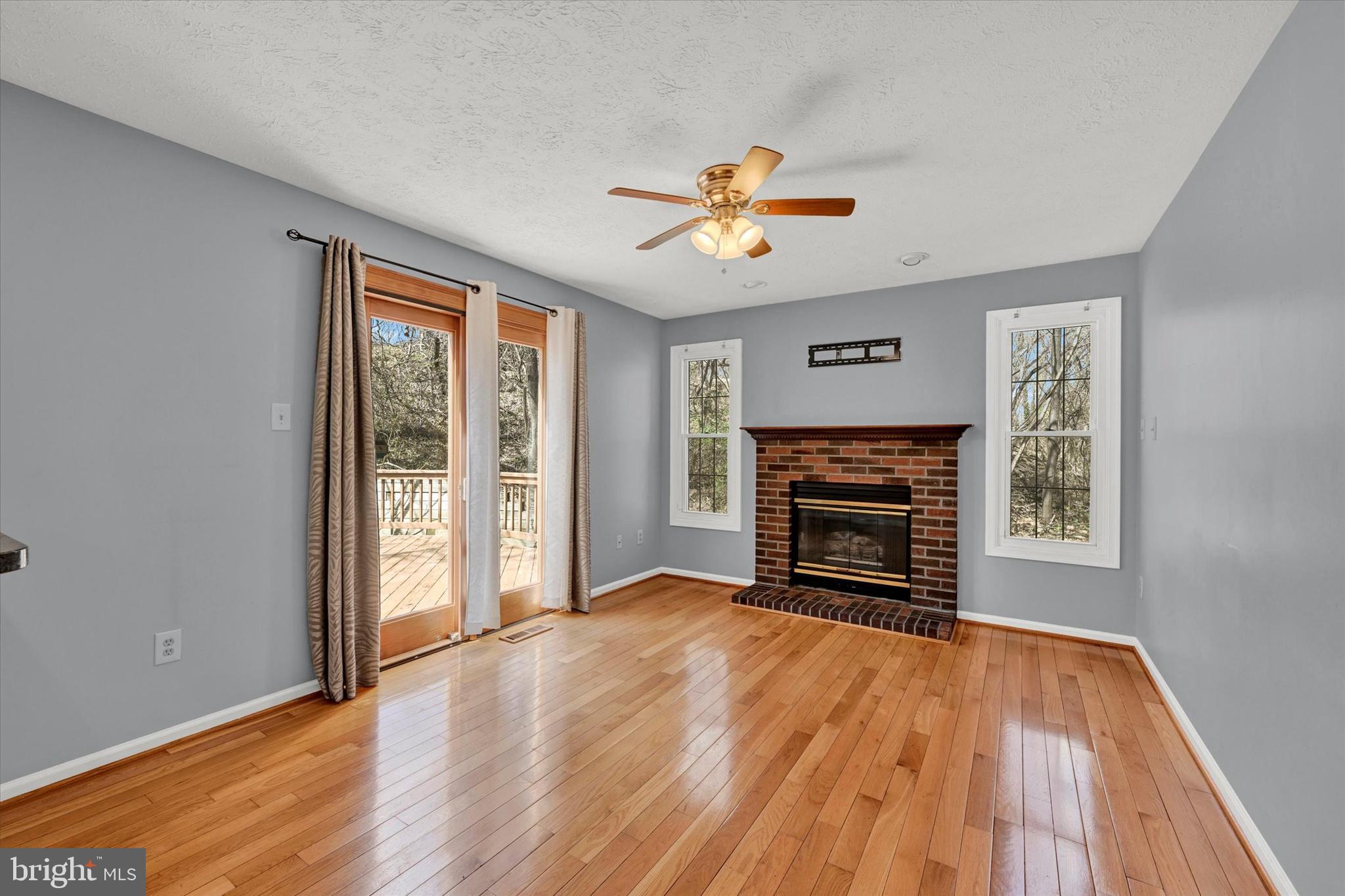 HINES ESTATES - Residential