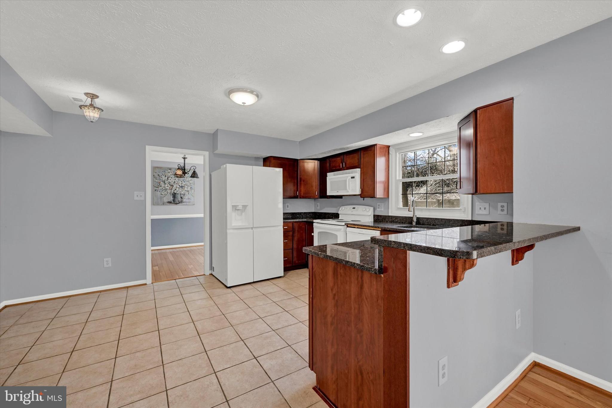 HINES ESTATES - Residential