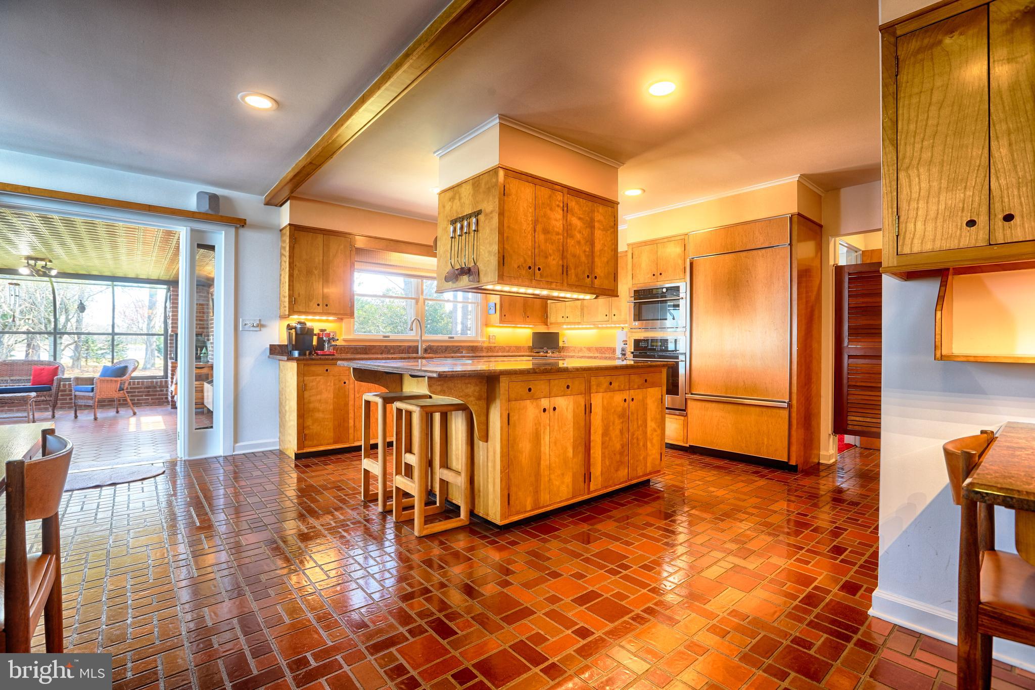 PRESQUILE - Residential