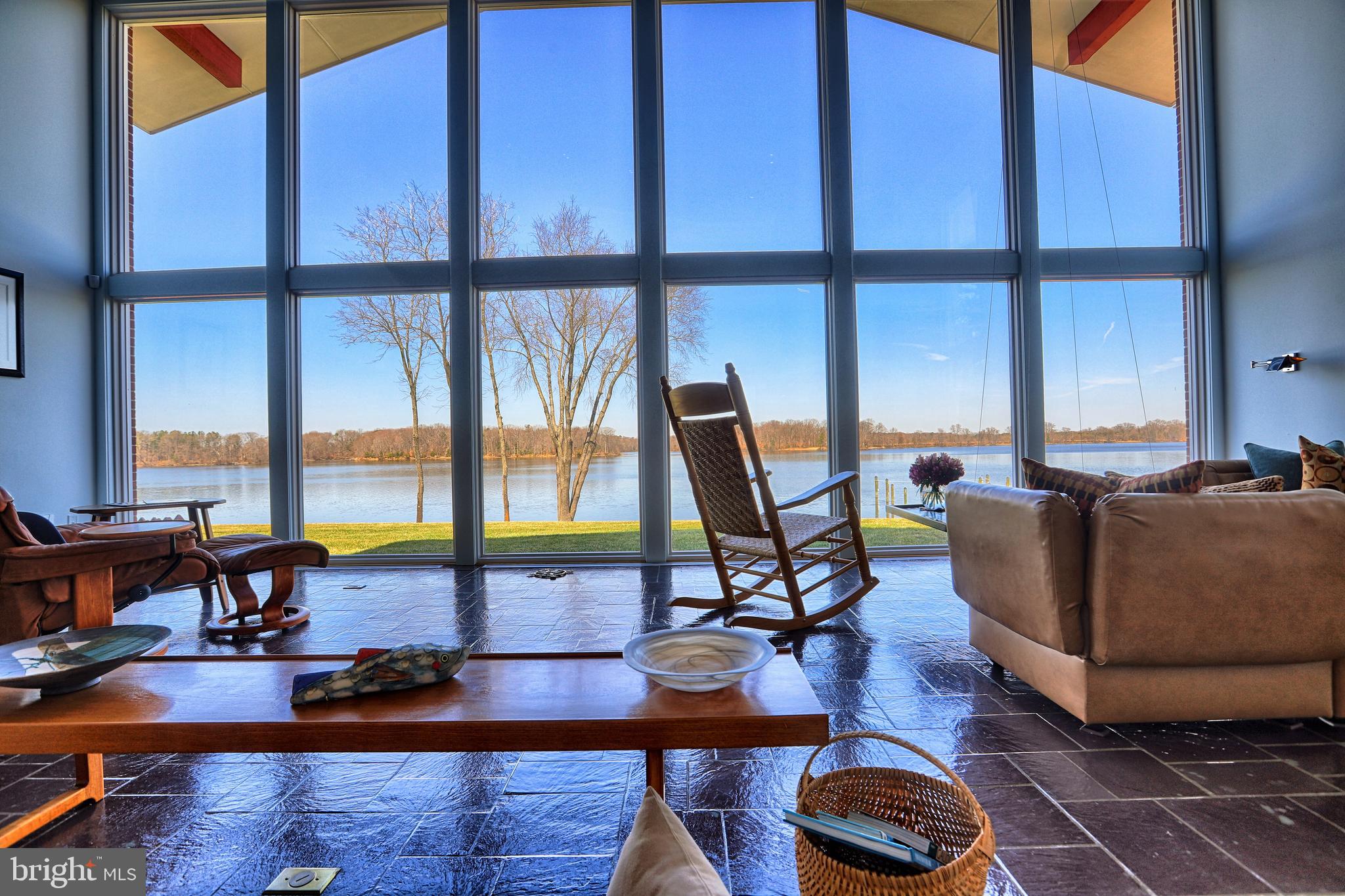 PRESQUILE - Residential