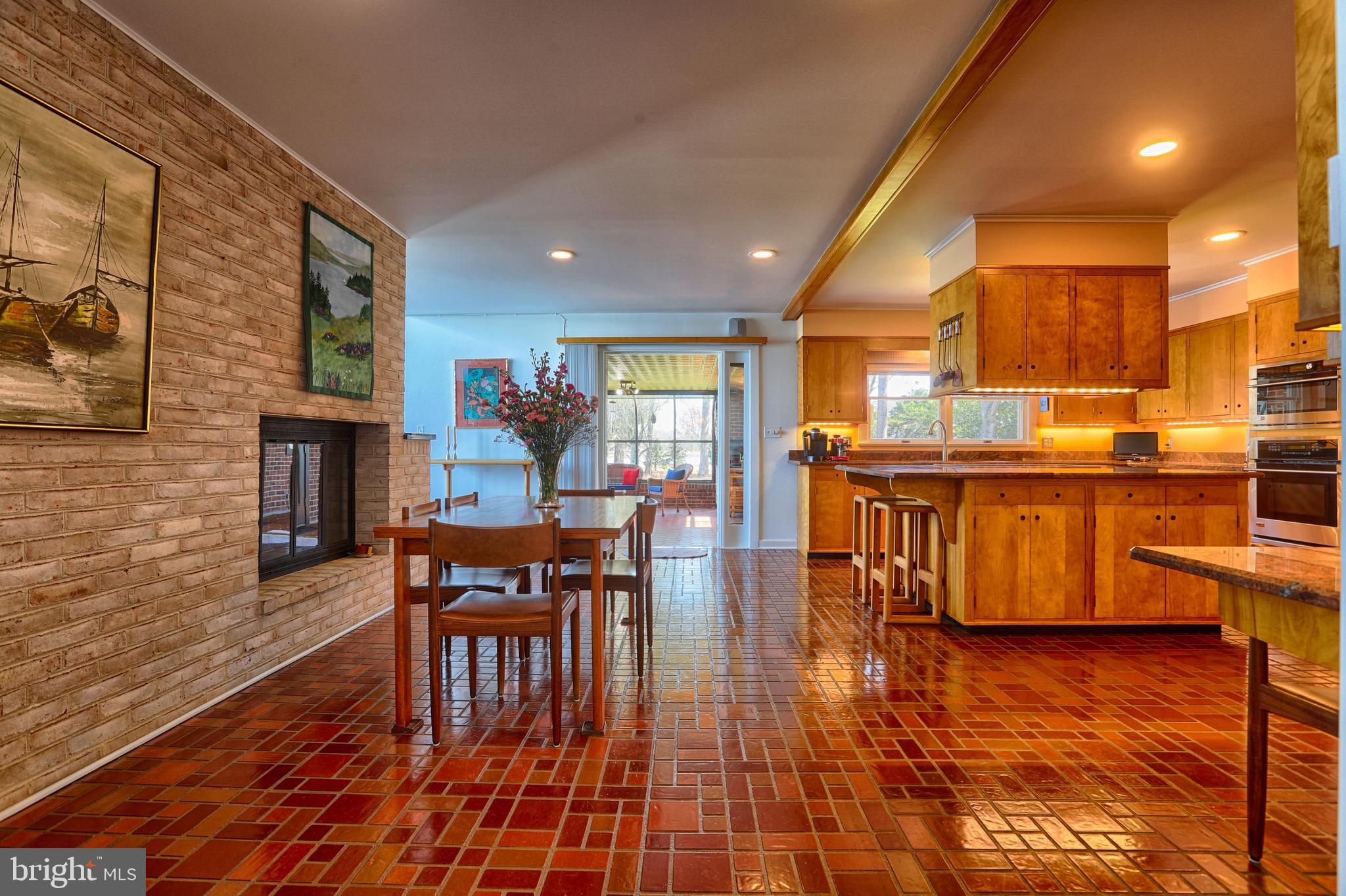 PRESQUILE - Residential