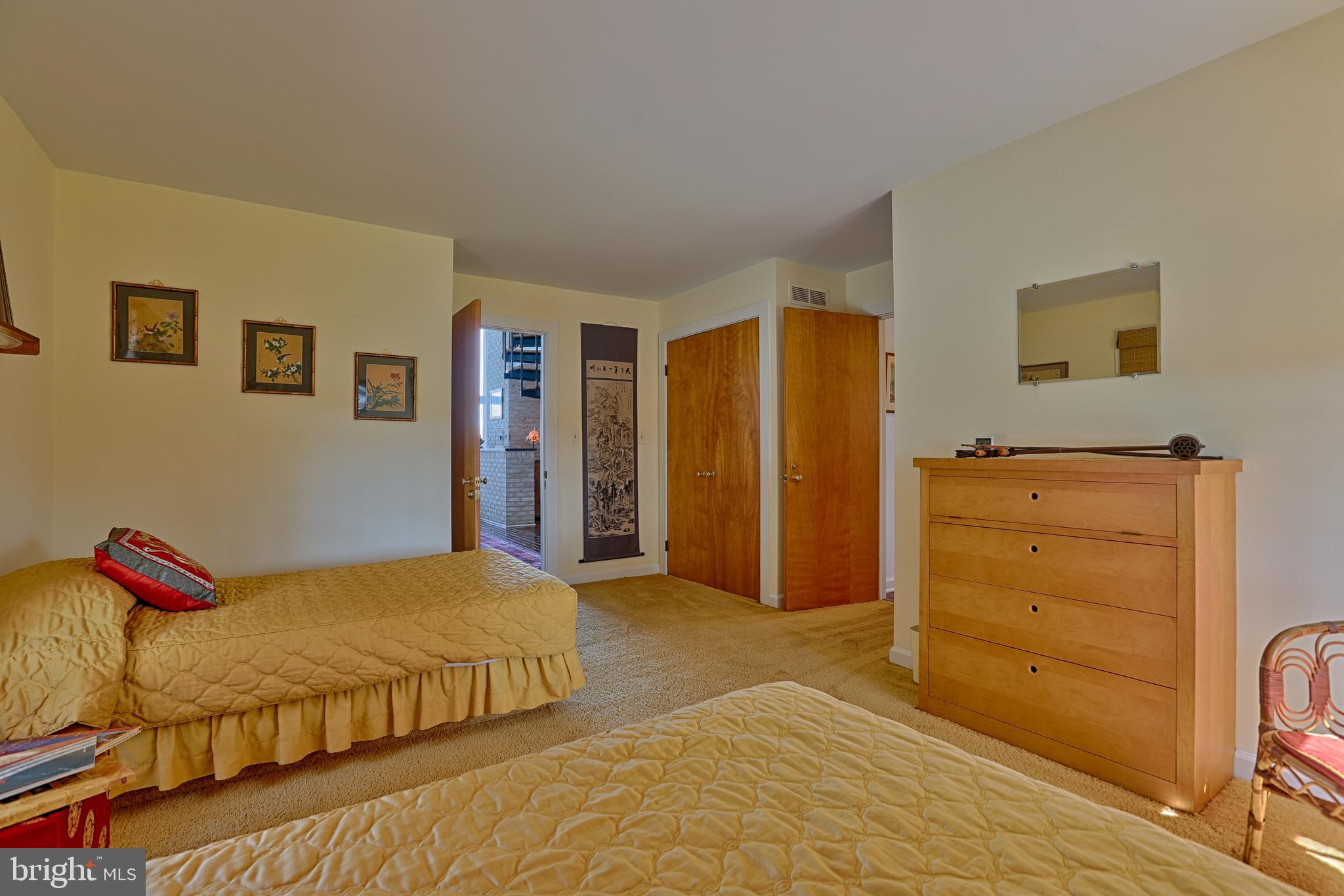 PRESQUILE - Residential