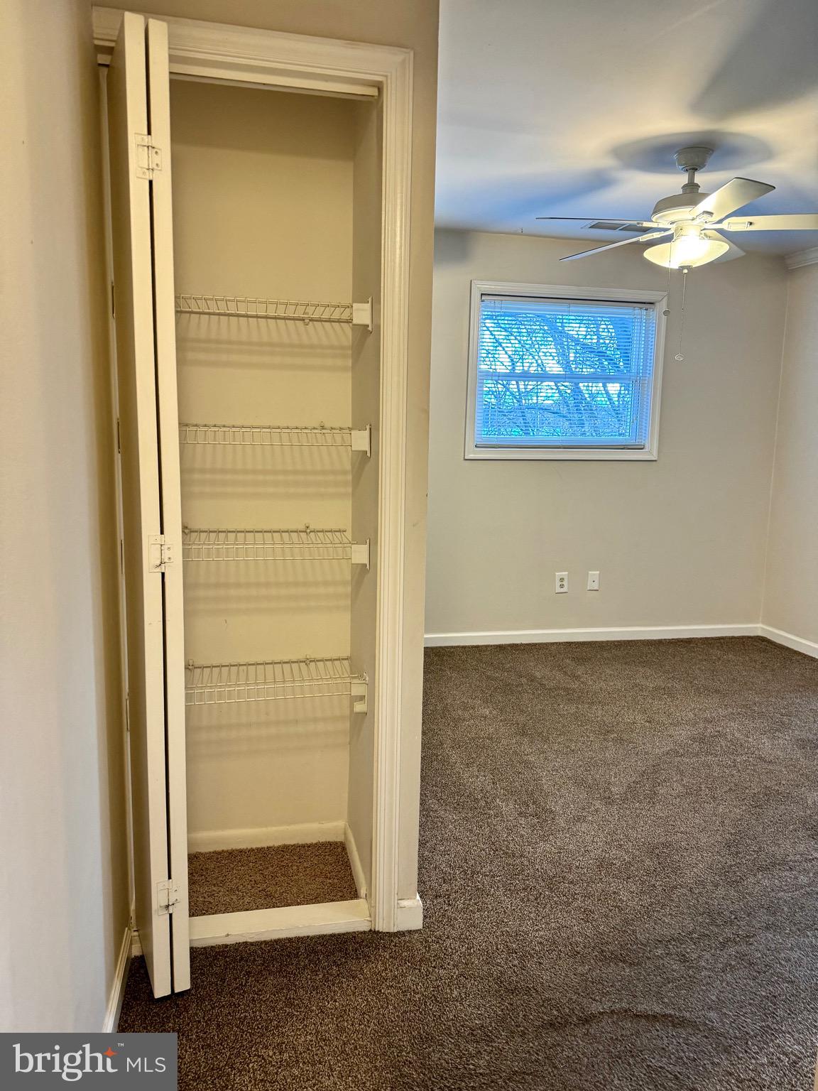 WARREN LODGE CONDOMINIUMS - Residential