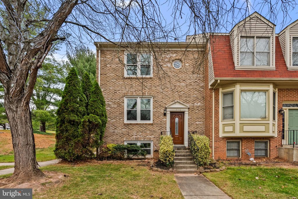 Photo of 13132 Kara Lane, SILVER SPRING, MD 20904 (MLS # MDMC2208524)
