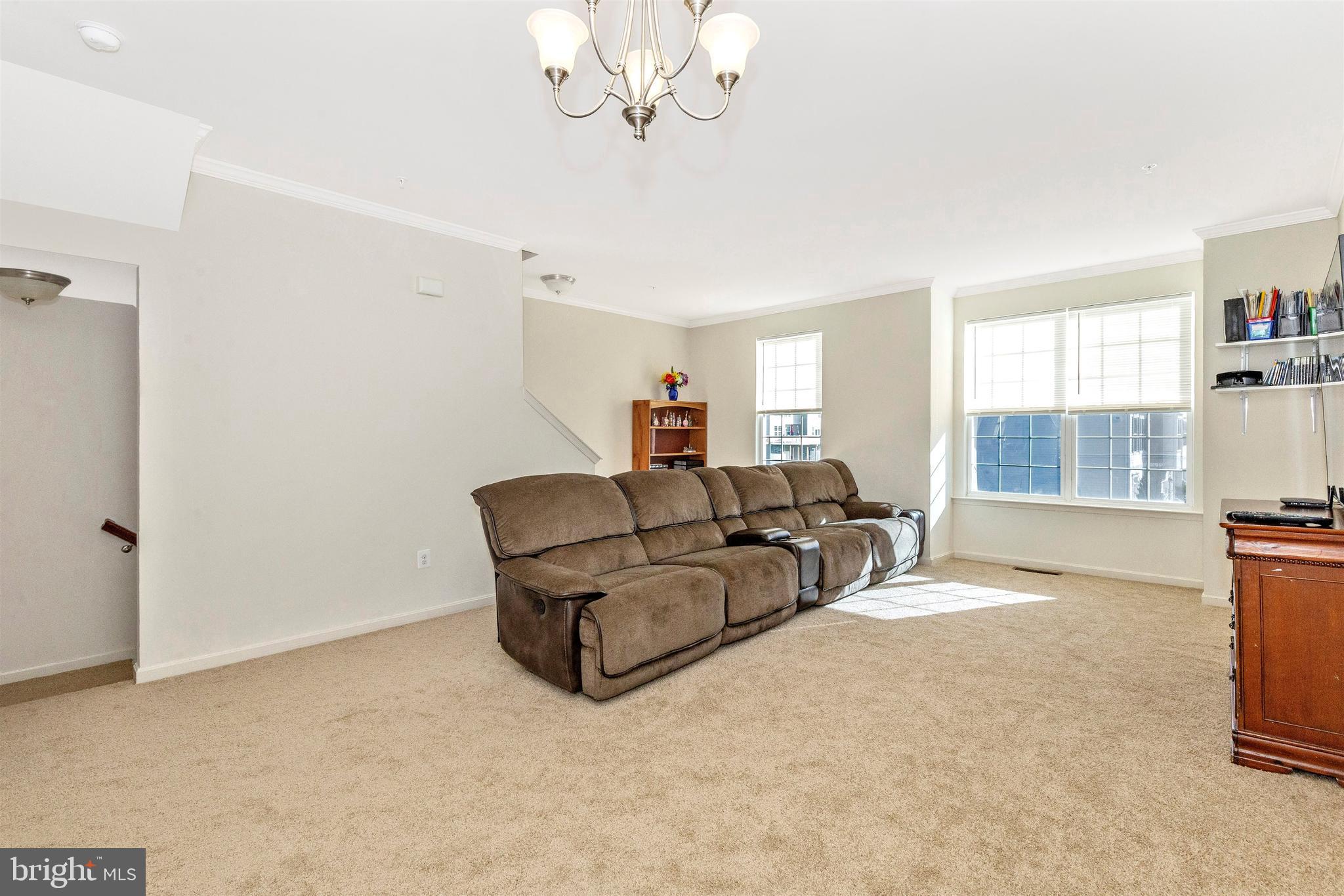 COLLEGIATE ACRES - Residential