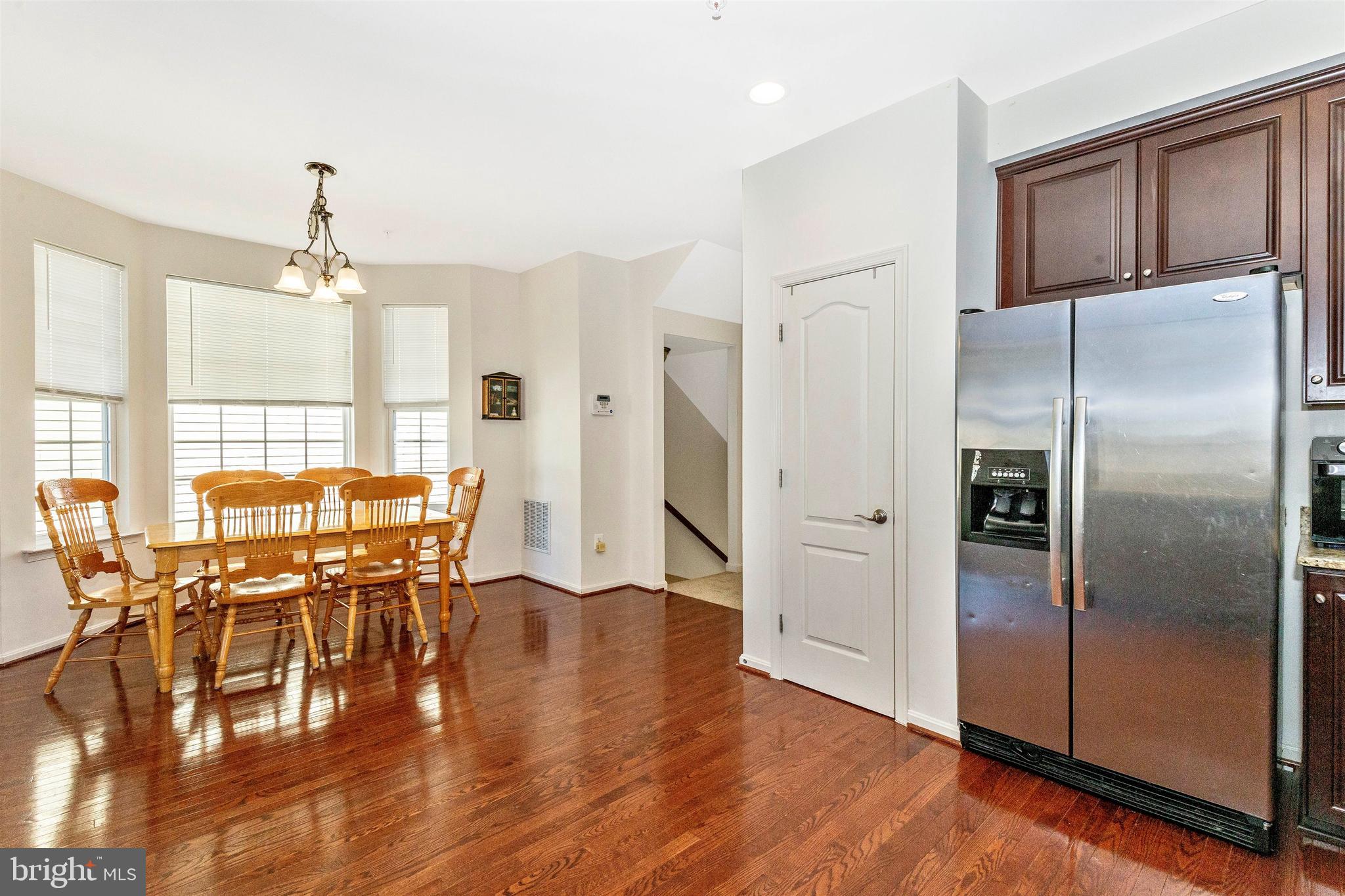 COLLEGIATE ACRES - Residential