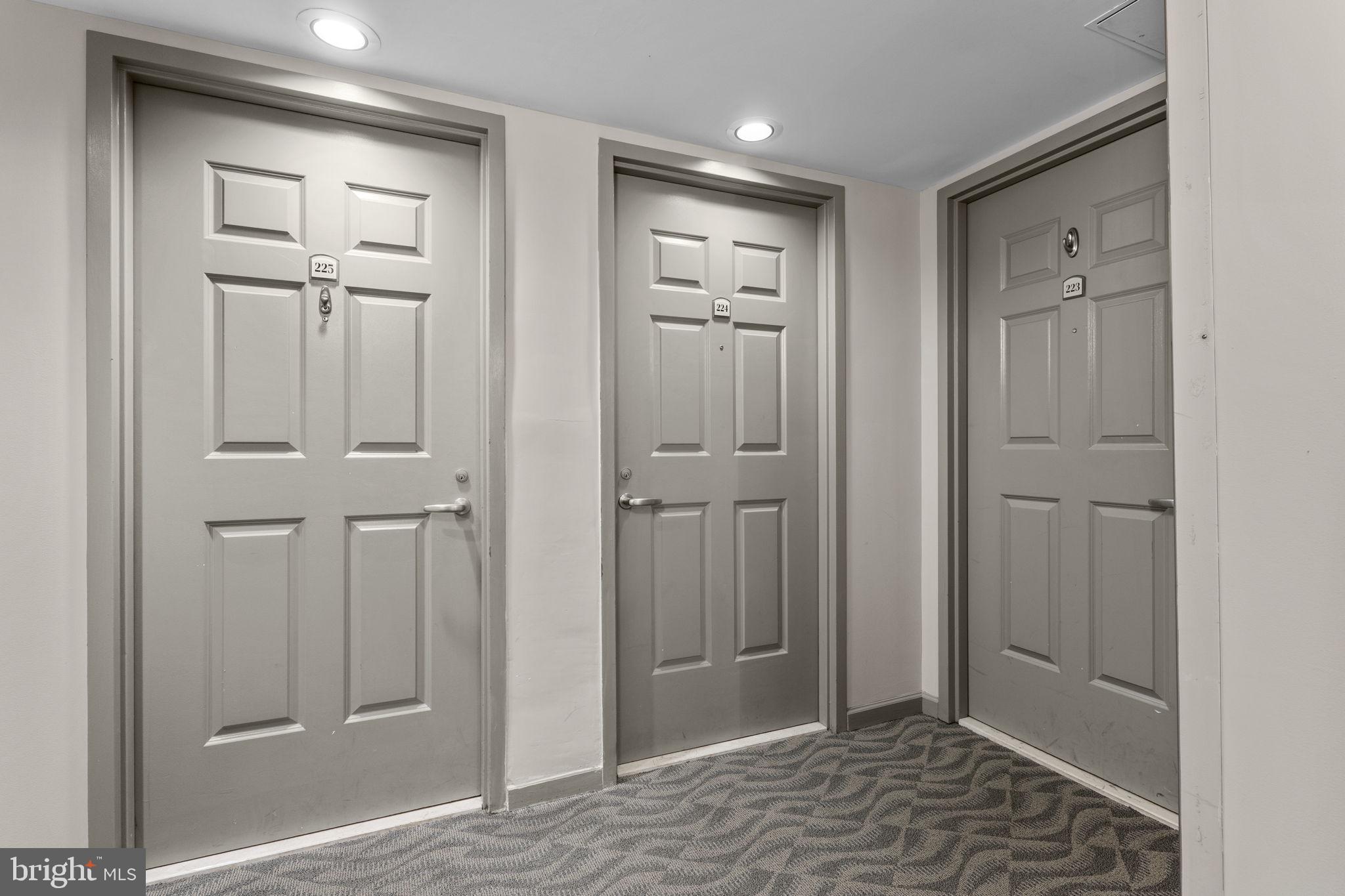 880 N POLLARD STREET N 224