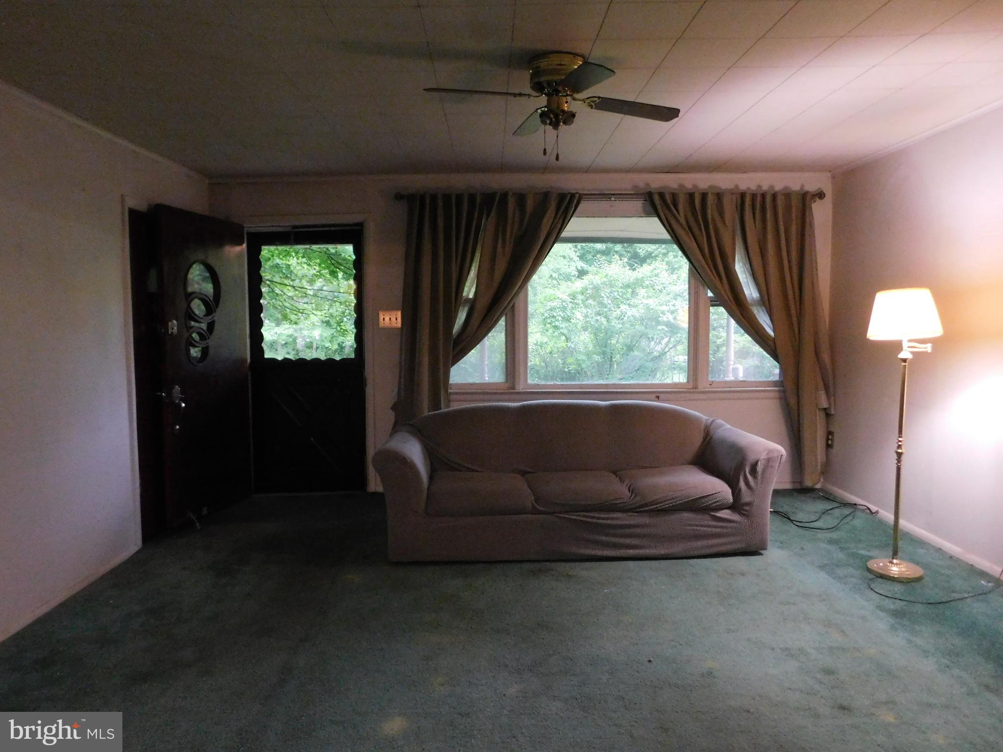 38 N 8TH STREET