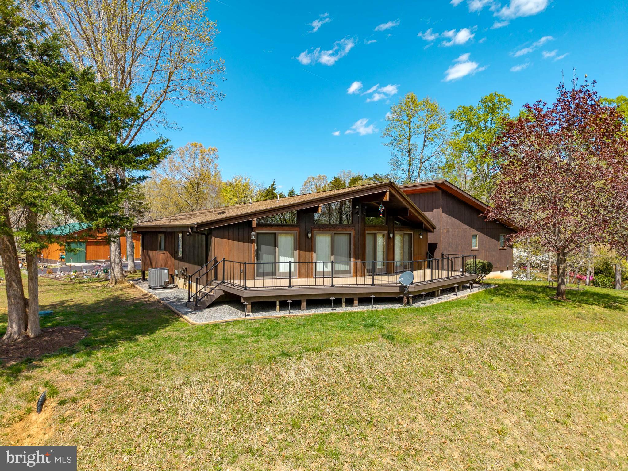 OAK LANDING - Residential