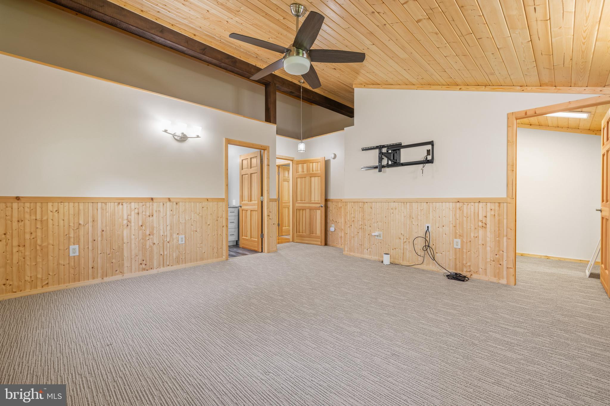 OAK LANDING - Residential