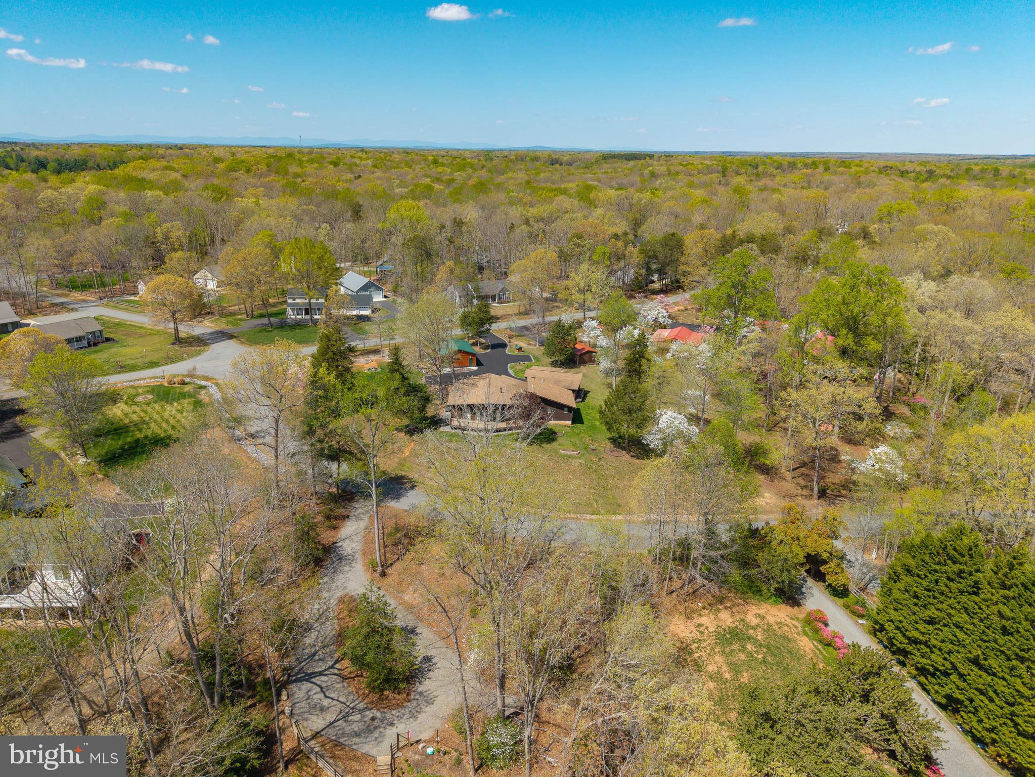 OAK LANDING - Residential