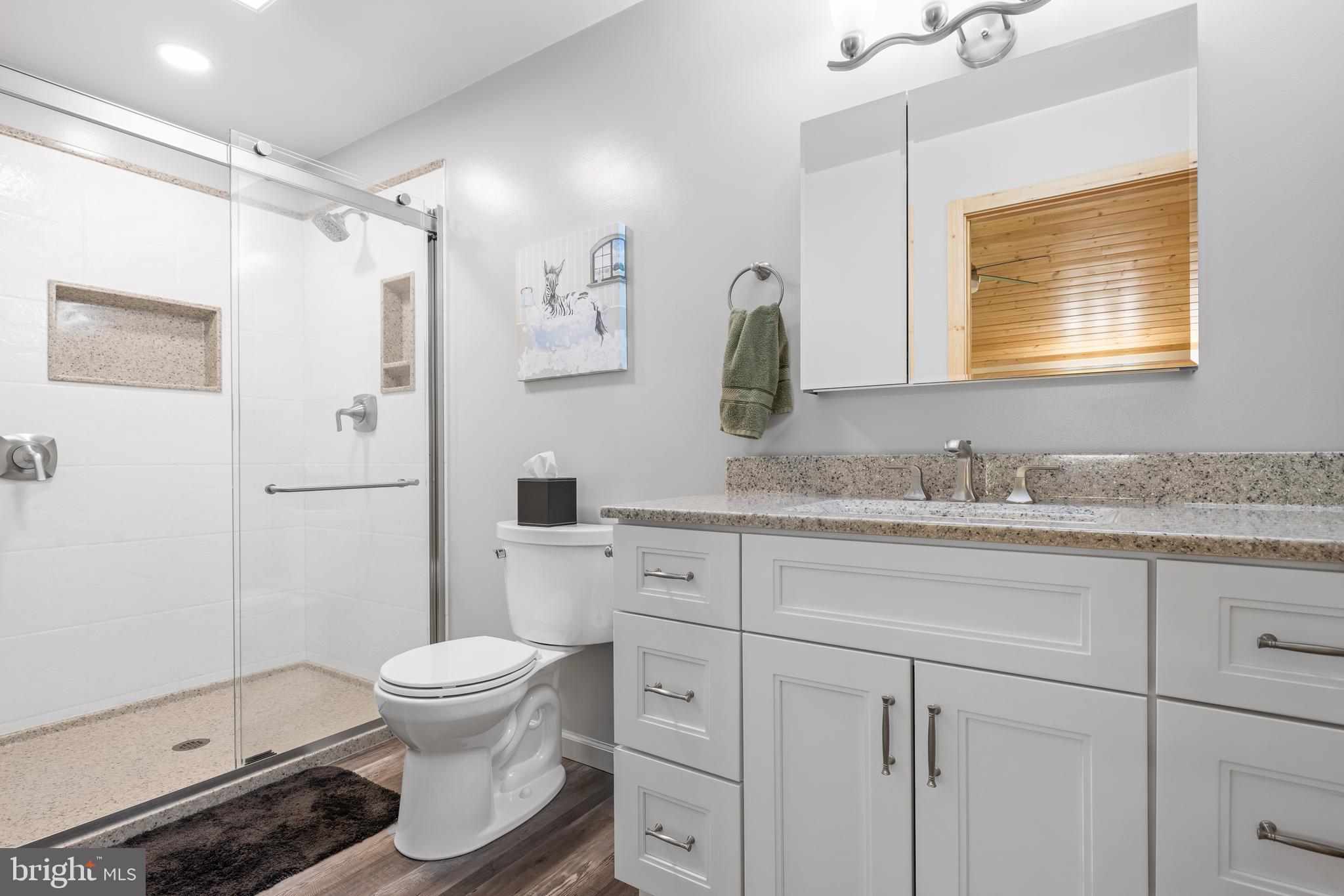 OAK LANDING - Residential