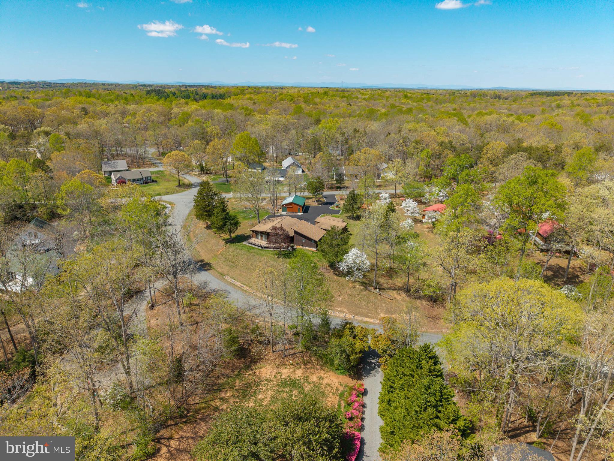 OAK LANDING - Residential