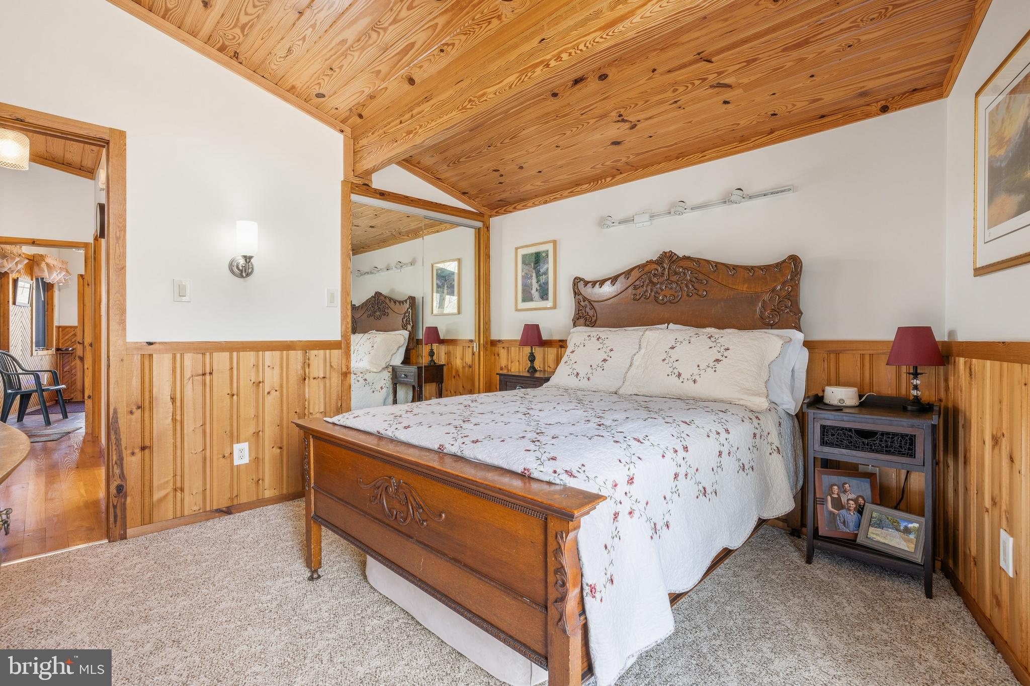 OAK LANDING - Residential