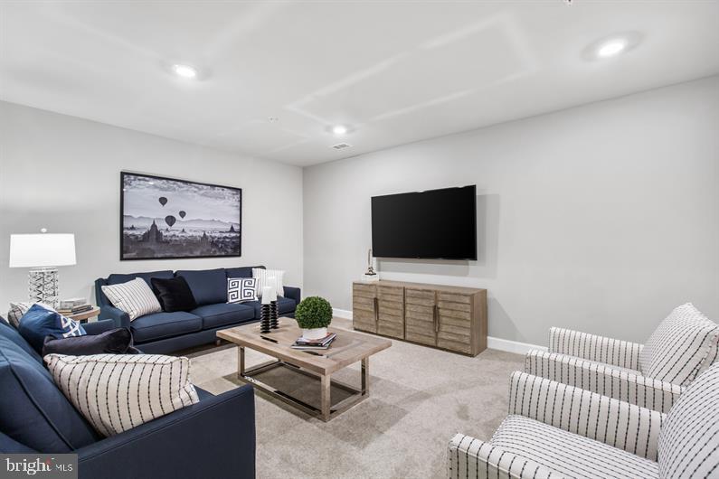 WAYNE GLEN - Residential