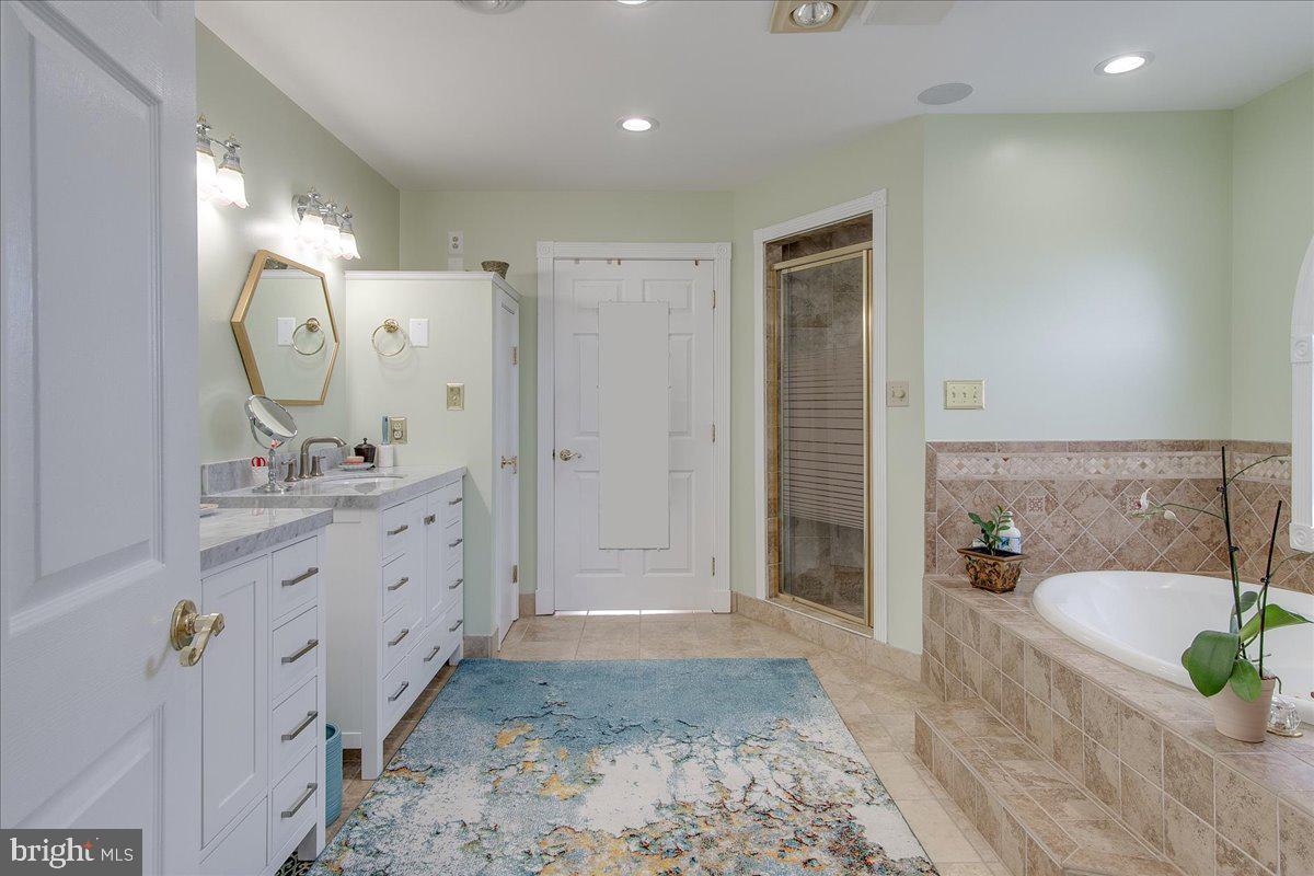 BLACK ROCK ESTATES - Residential