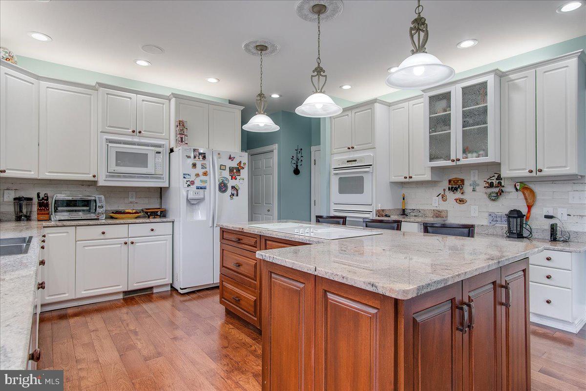 BLACK ROCK ESTATES - Residential