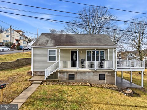 25 SPRING STREET PORT CARBON PA 17965