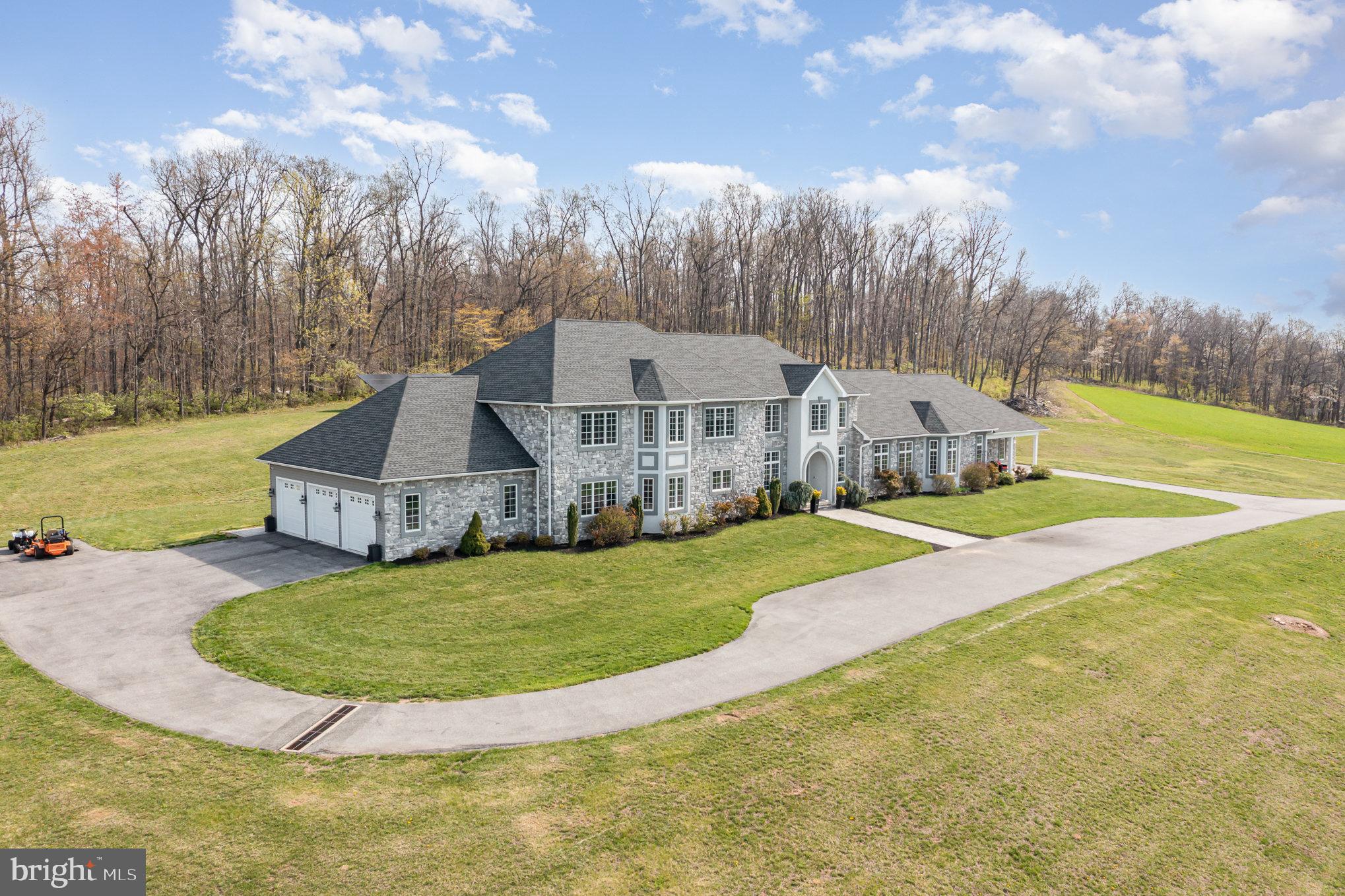 890 HOBART ROAD