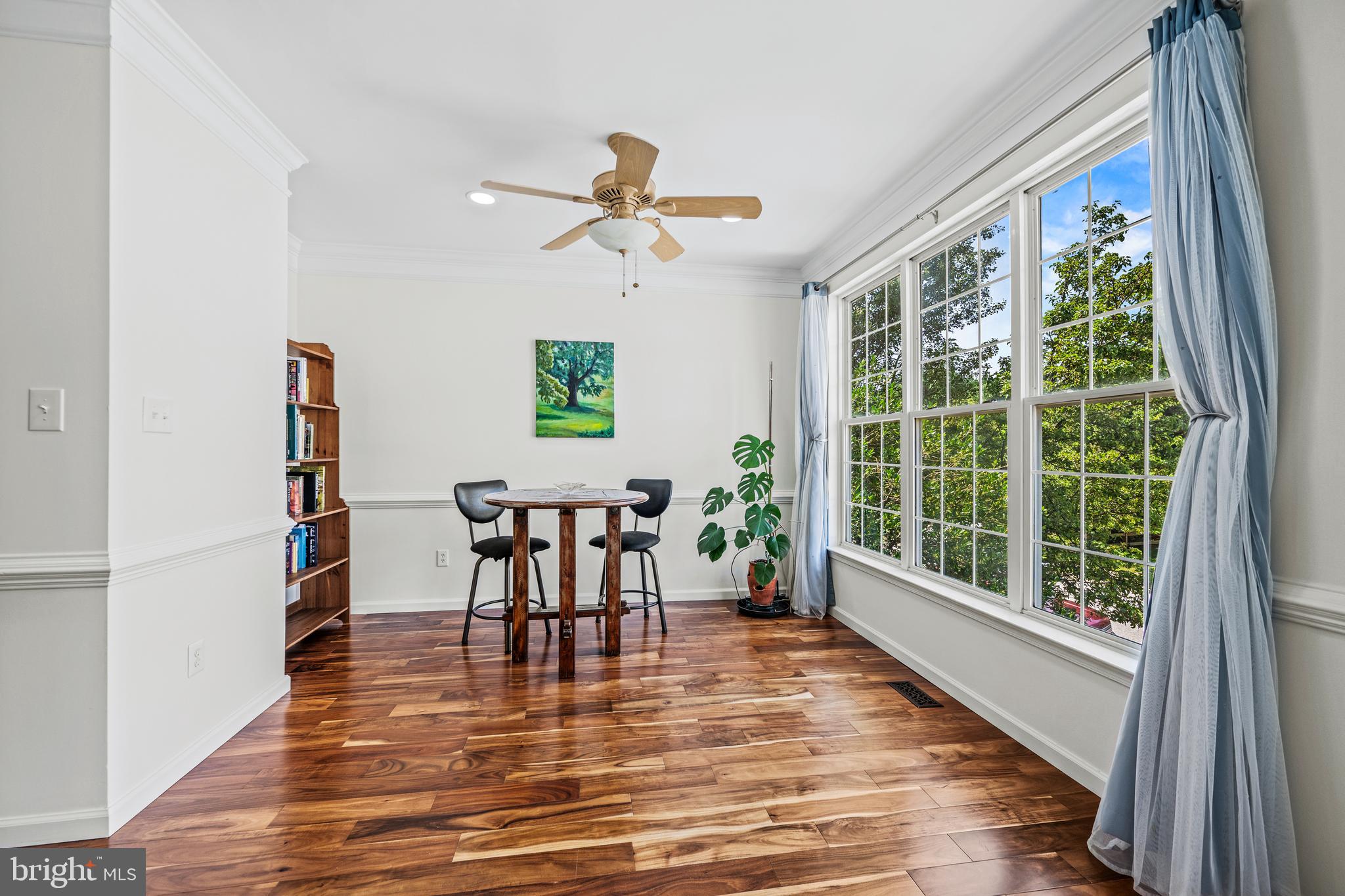 5730 GOLDFINCH COURT