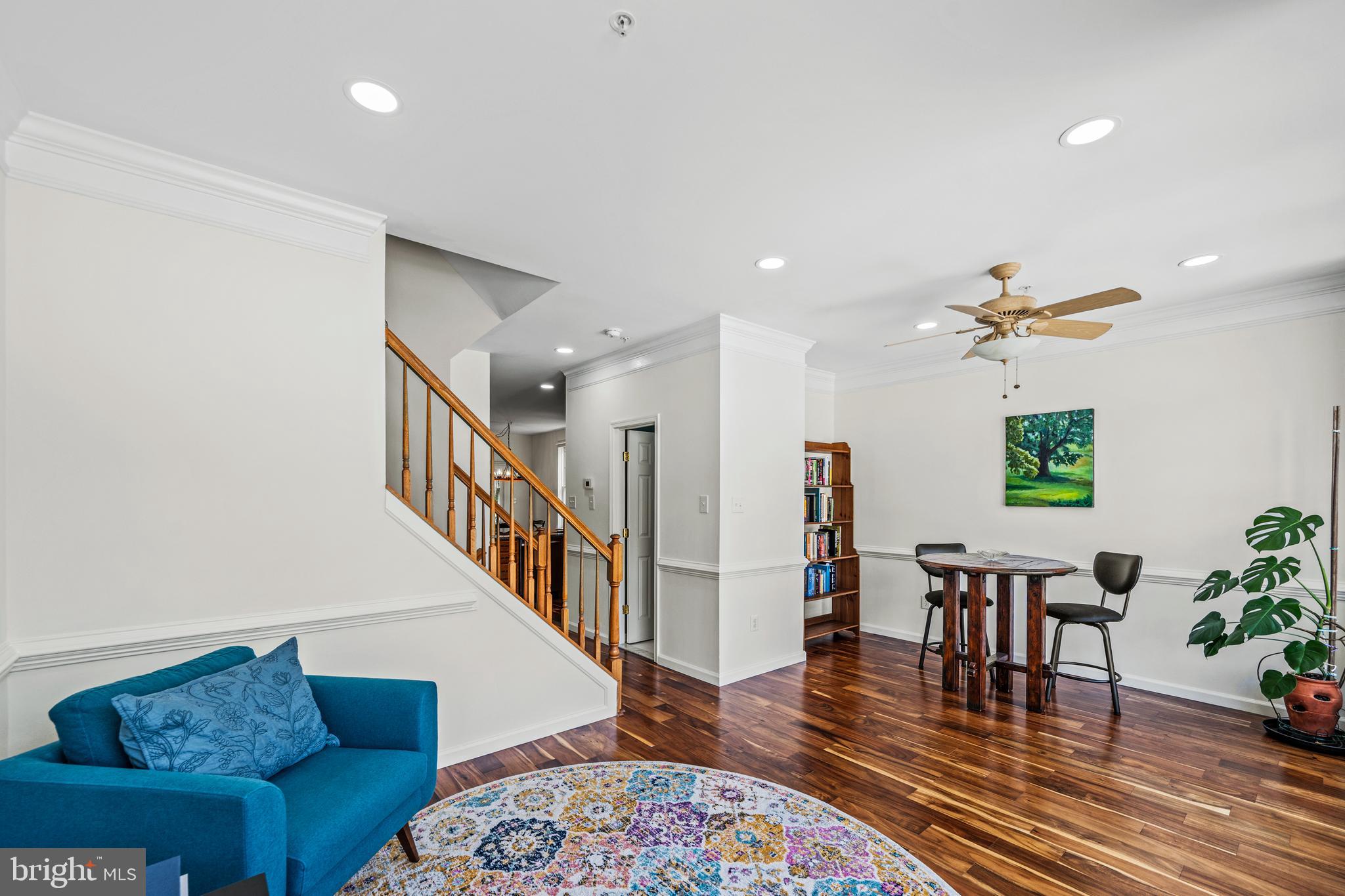 5730 GOLDFINCH COURT