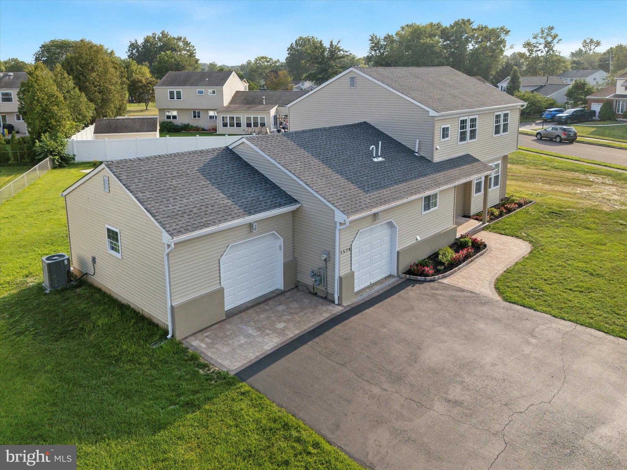1574 DEER RUN ROAD