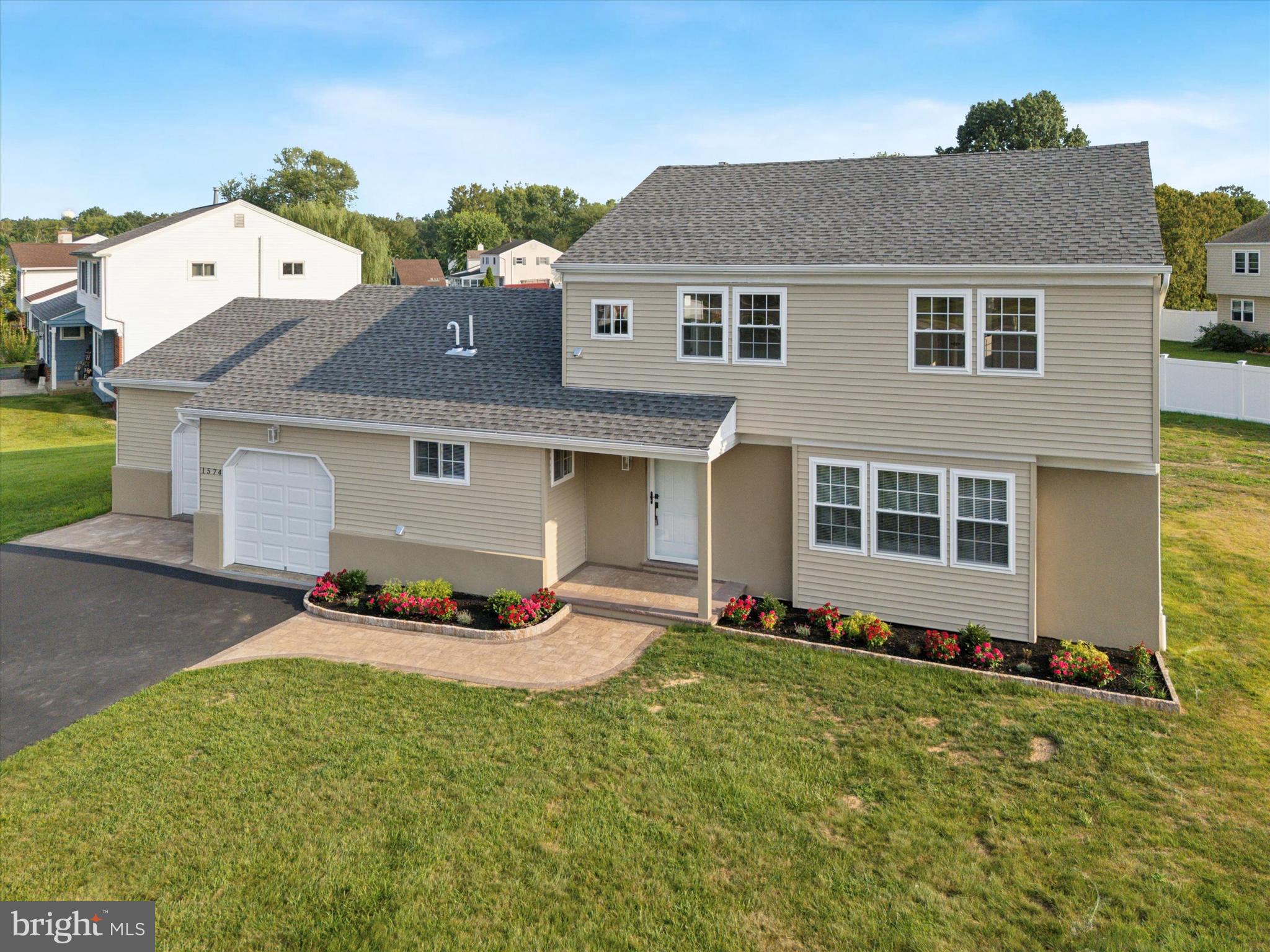 1574 DEER RUN ROAD